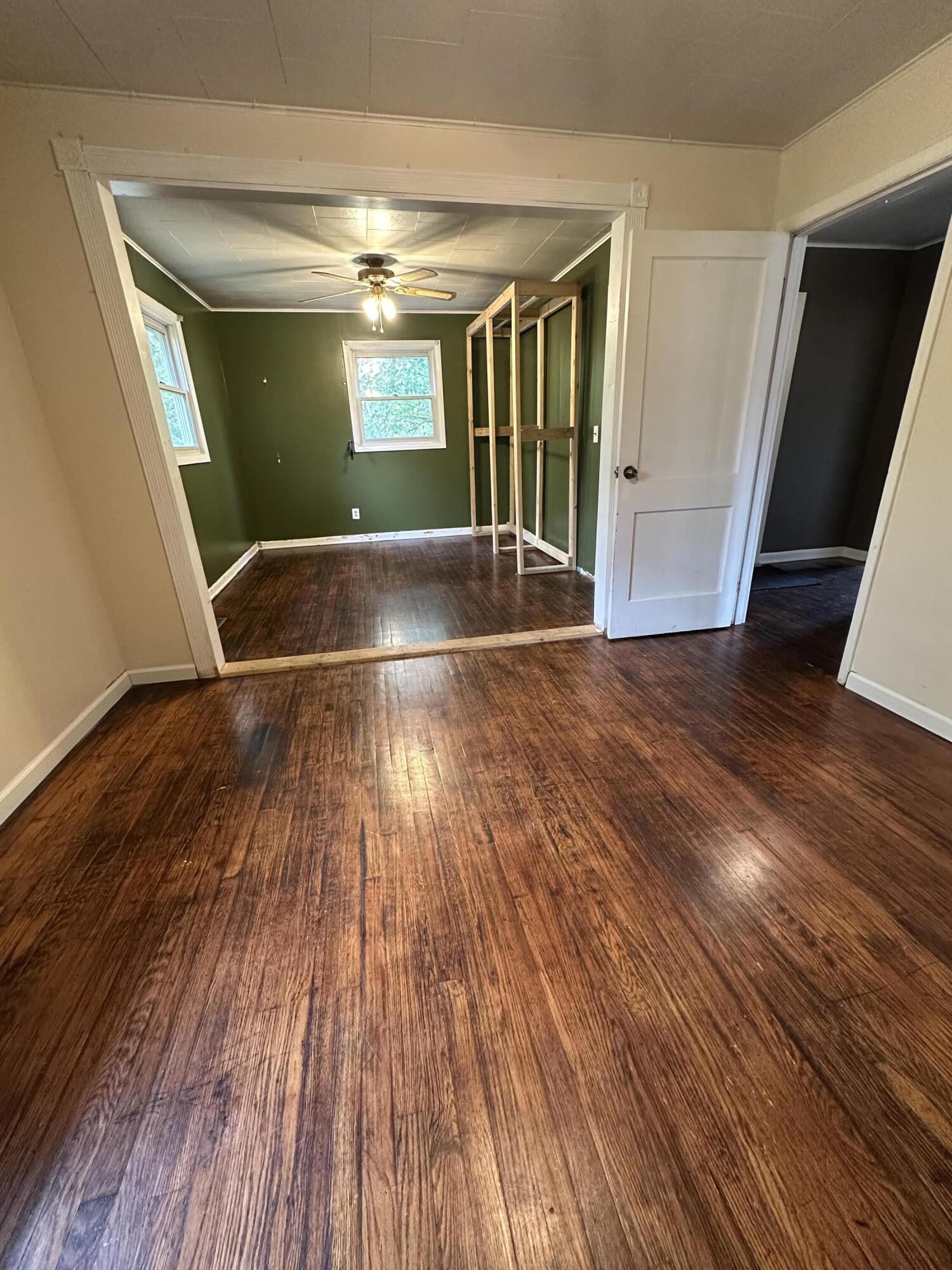 908 Bullock Drive Property Photo 28