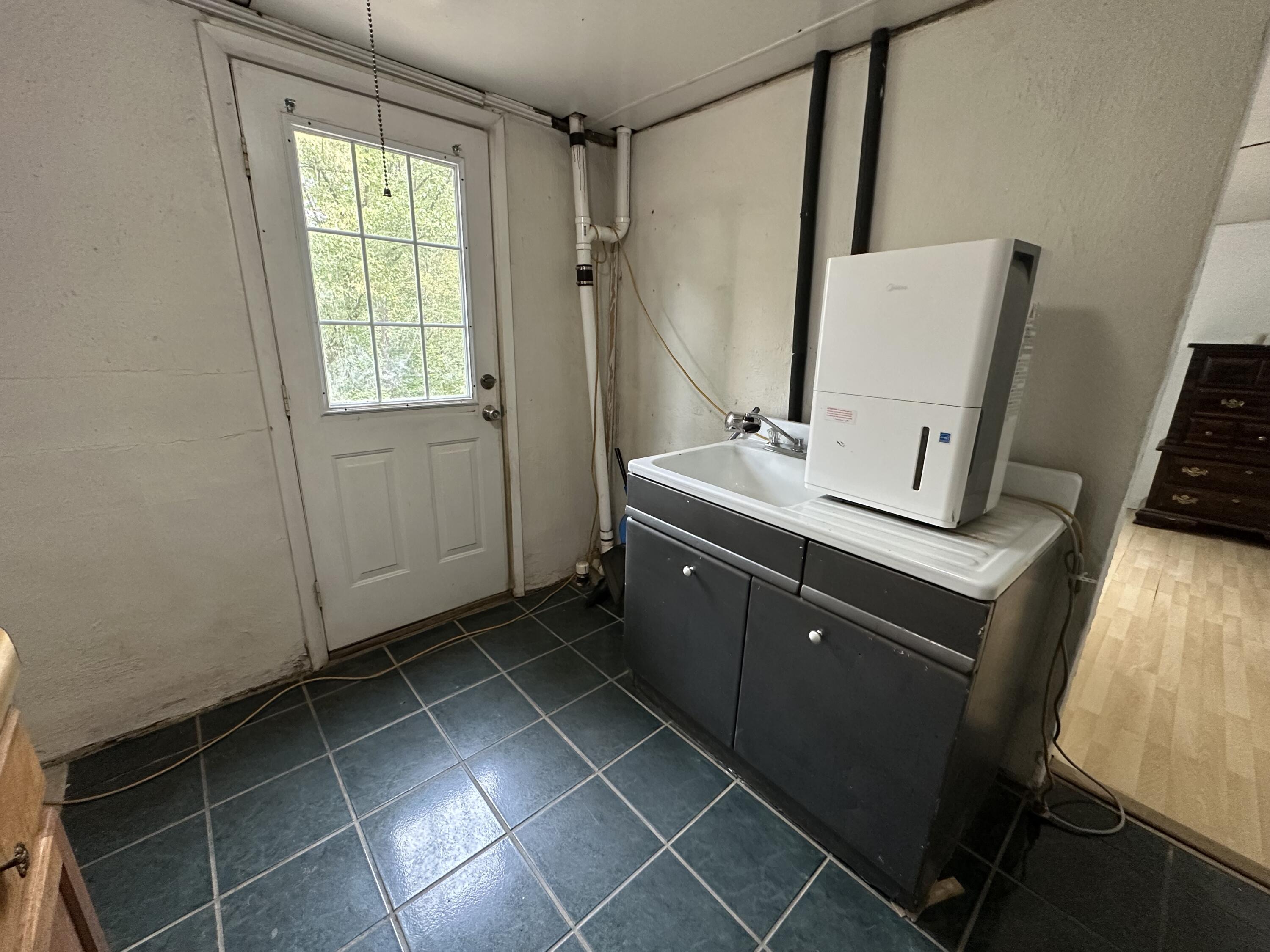 908 Bullock Drive Property Photo 39