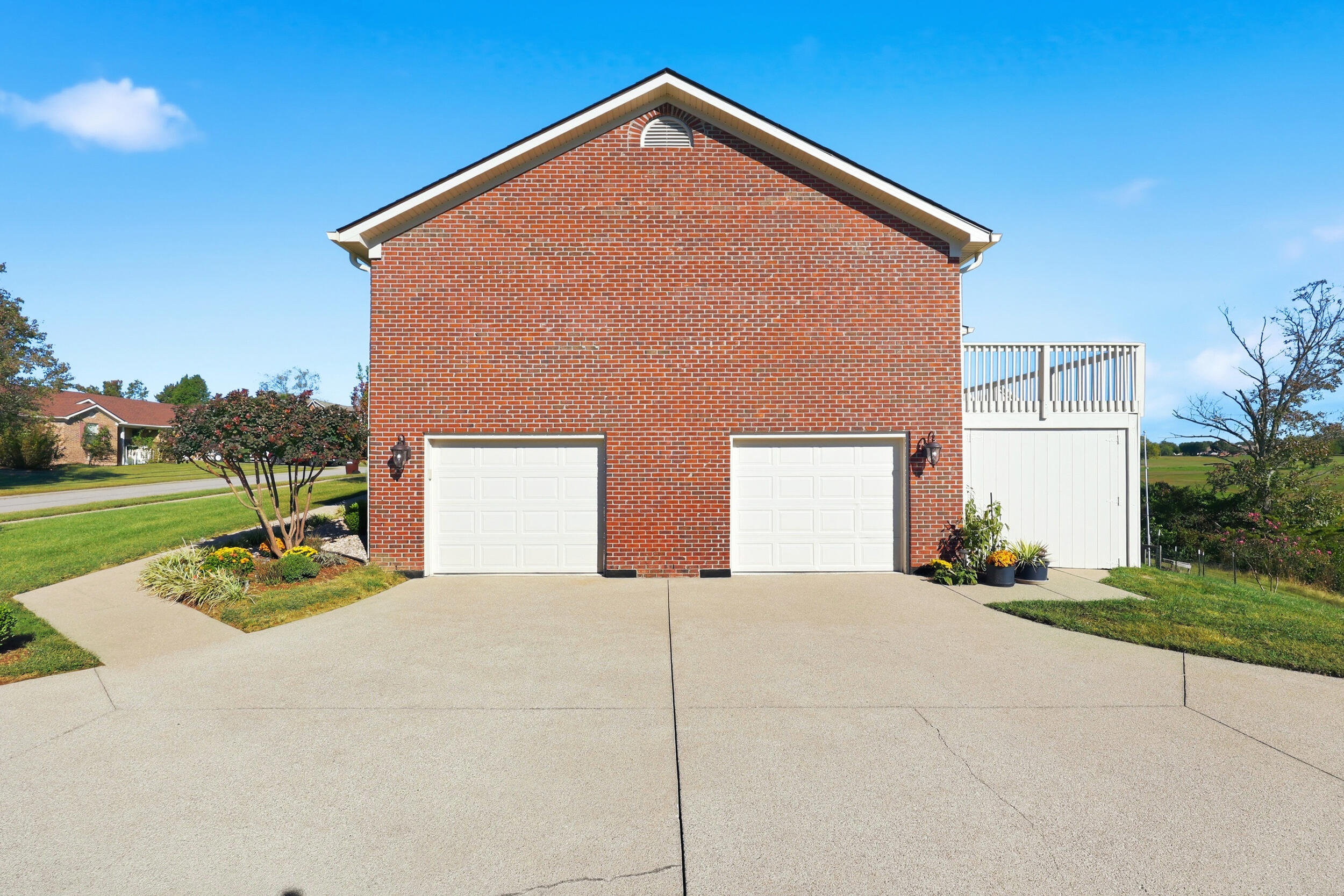 178 General Cleburne Drive Property Photo 46