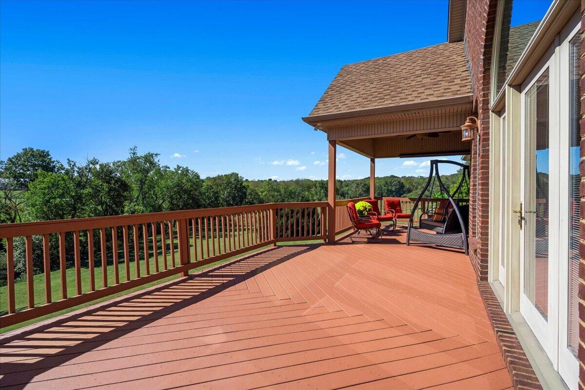 120 Elkhorn Bend Drive Property Photo 39
