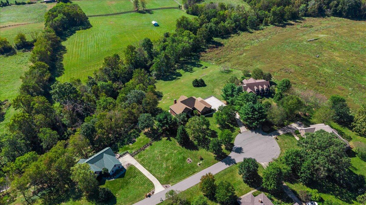 120 Elkhorn Bend Drive Property Photo 75