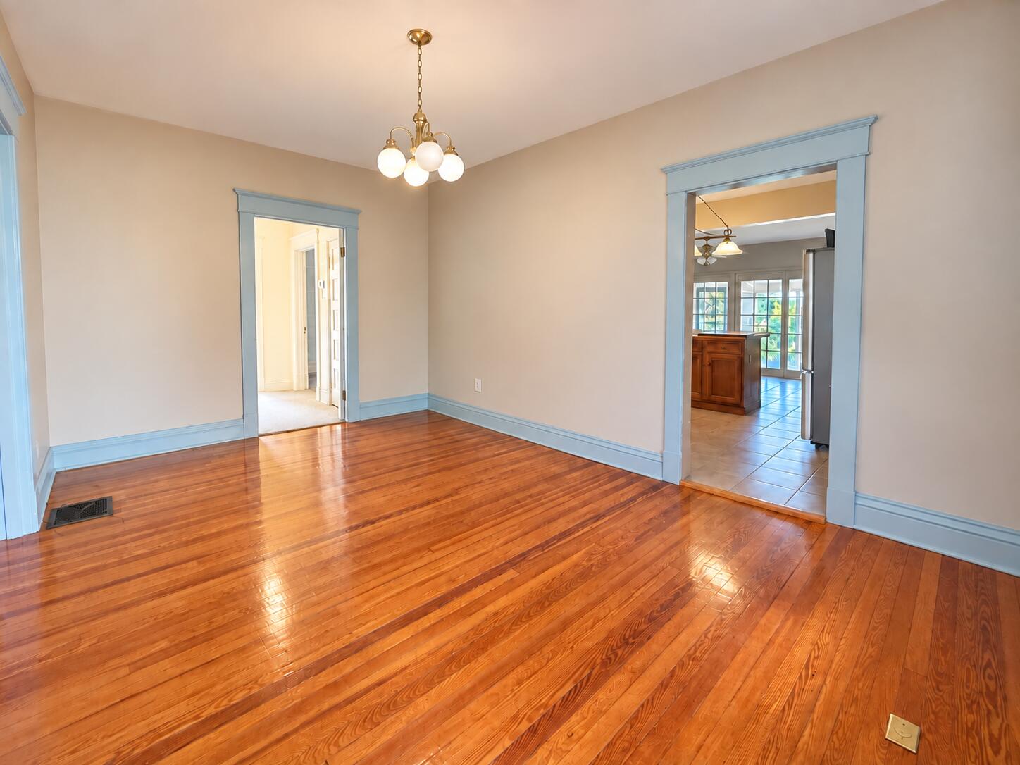 618 Beaumont Avenue Property Photo 14