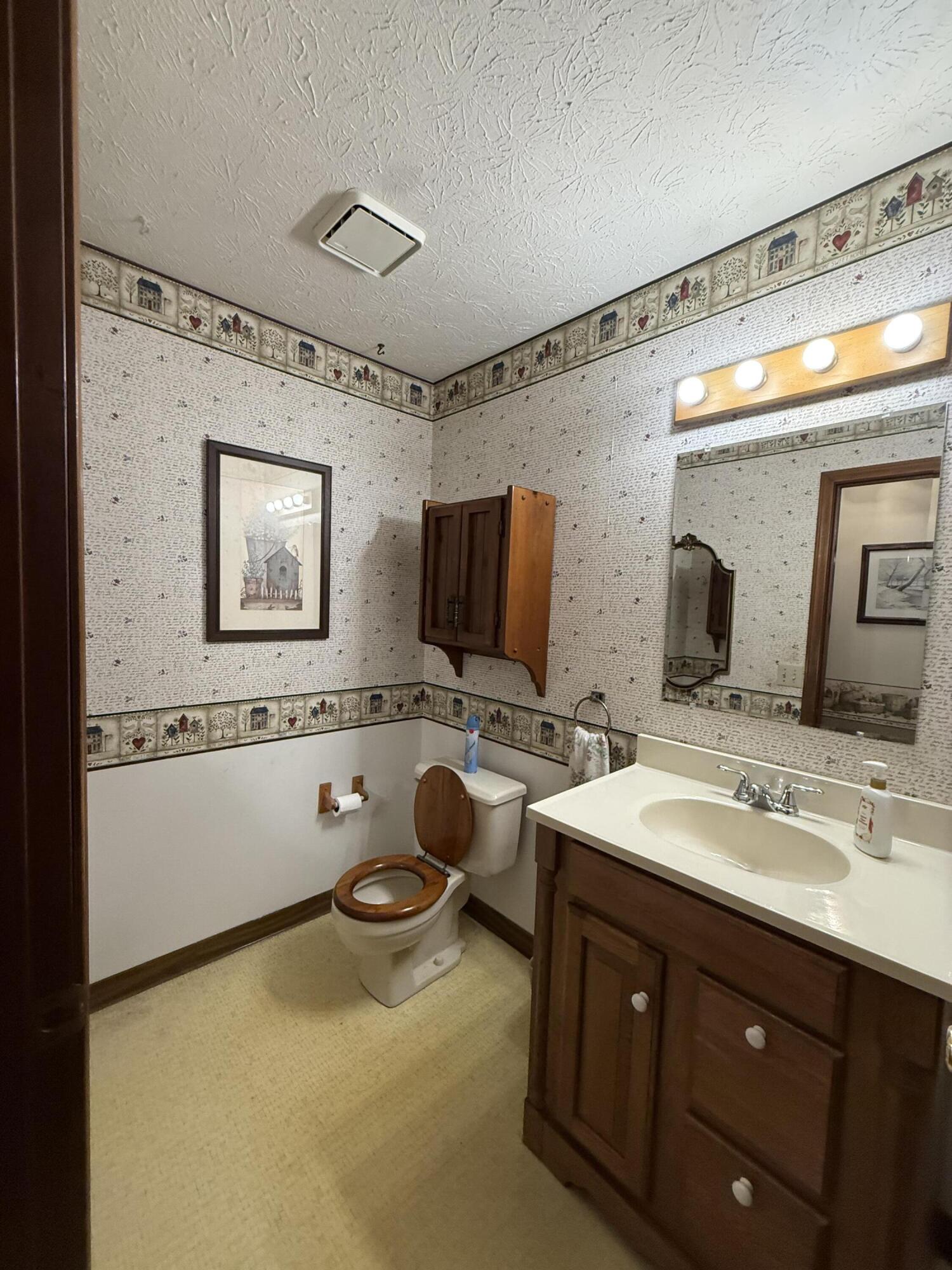 5777 Stewart Road Property Photo 16