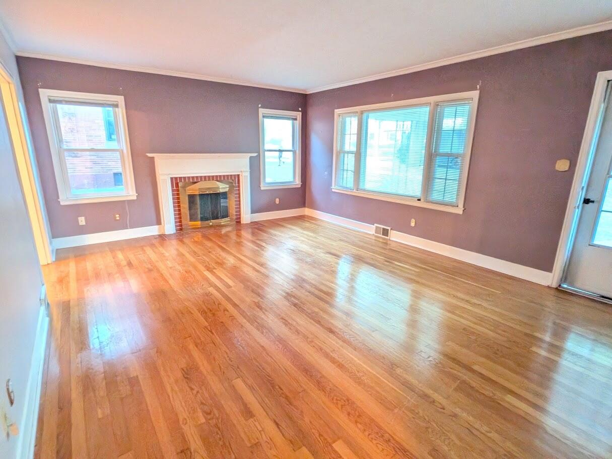 243 Burke Road Property Photo 3