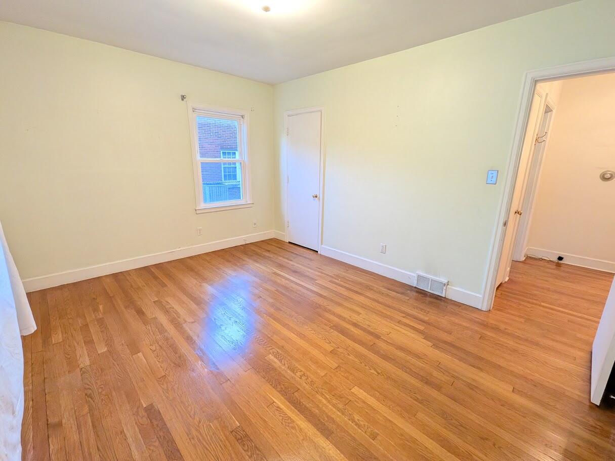 243 Burke Road Property Photo 10