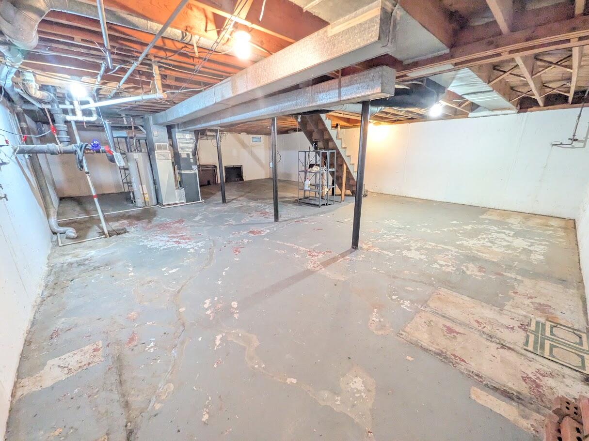 243 Burke Road Property Photo 18
