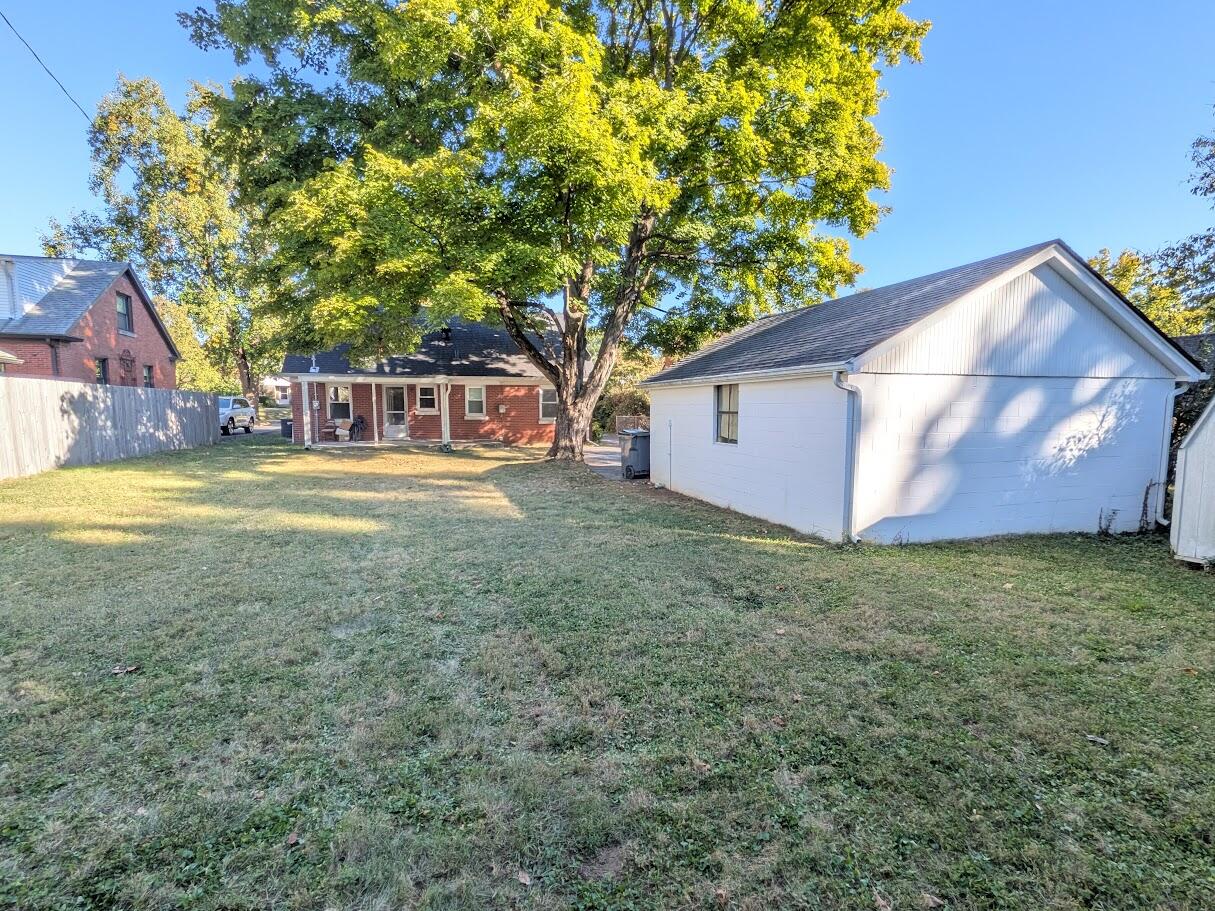 243 Burke Road Property Photo 24