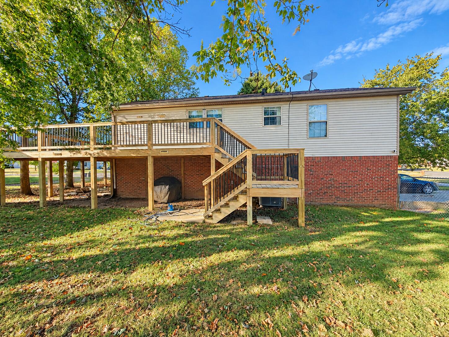 501 Scenic View Circle Property Photo 2