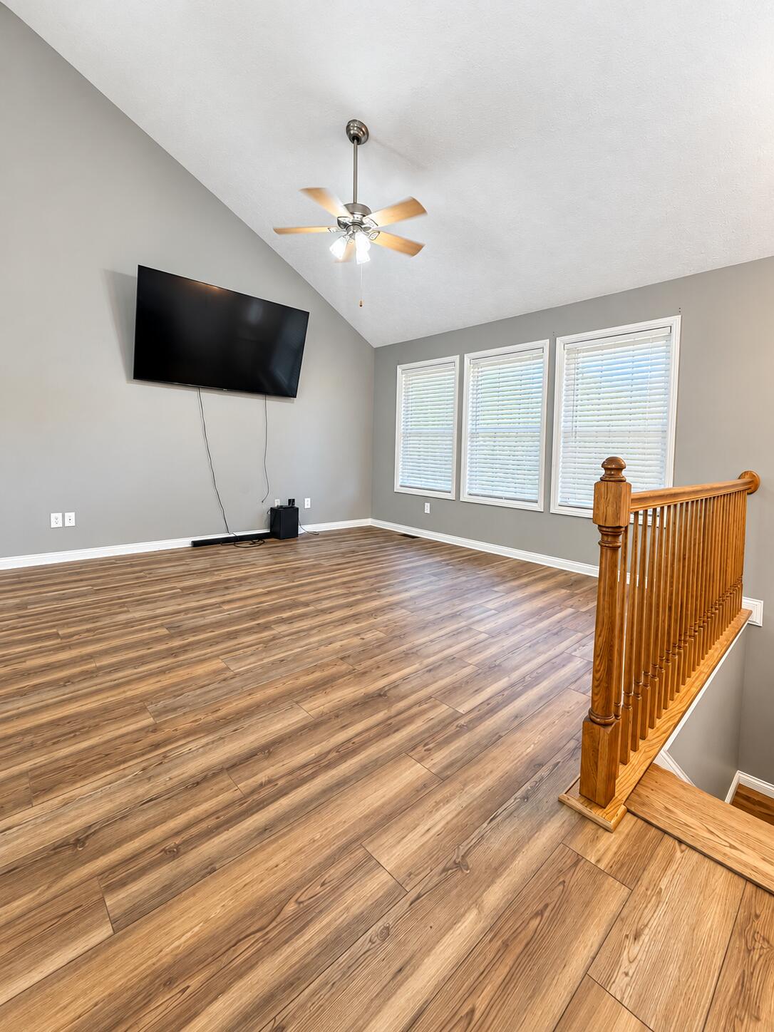 501 Scenic View Circle Property Photo 7