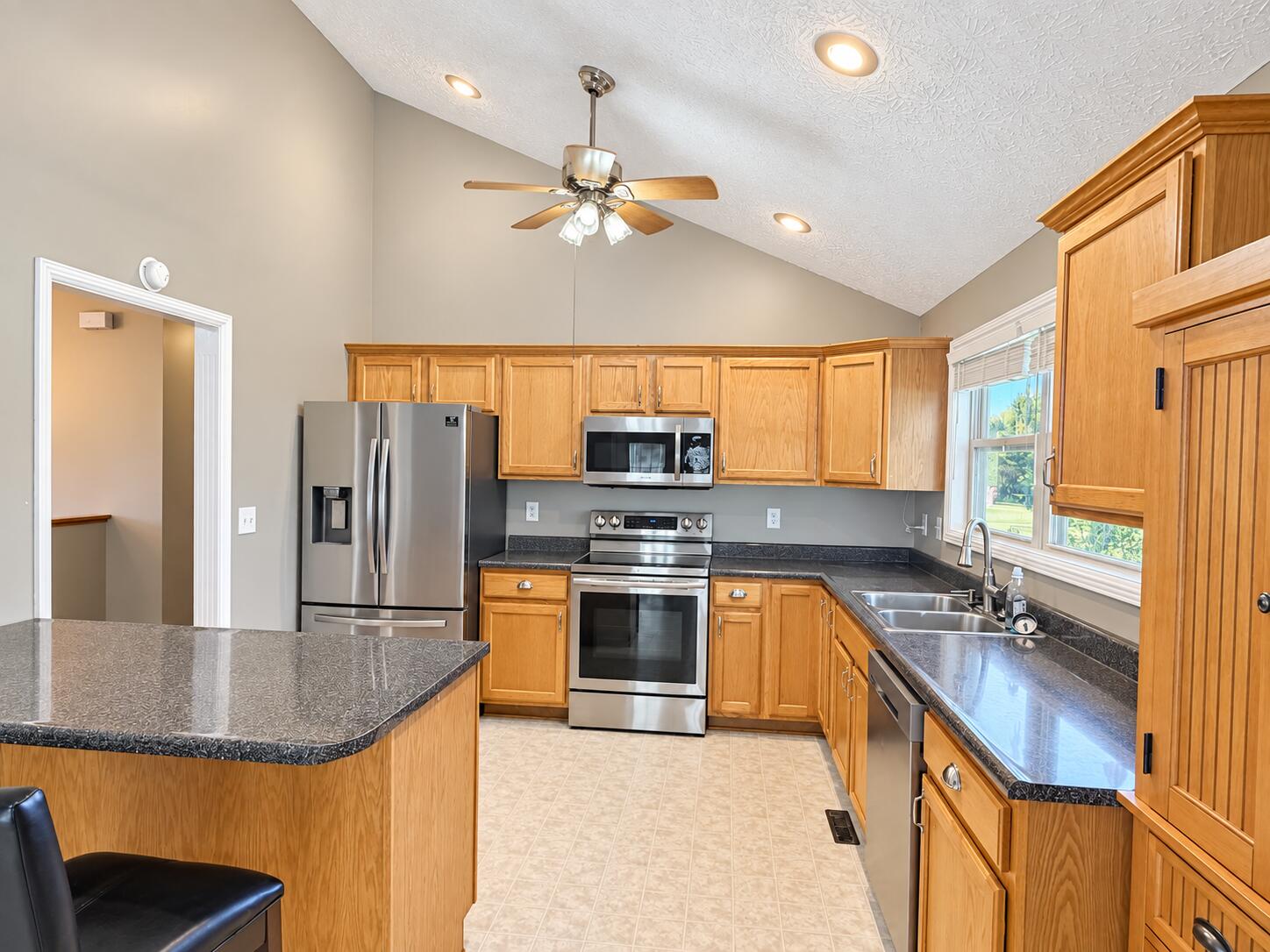 501 Scenic View Circle Property Photo 9