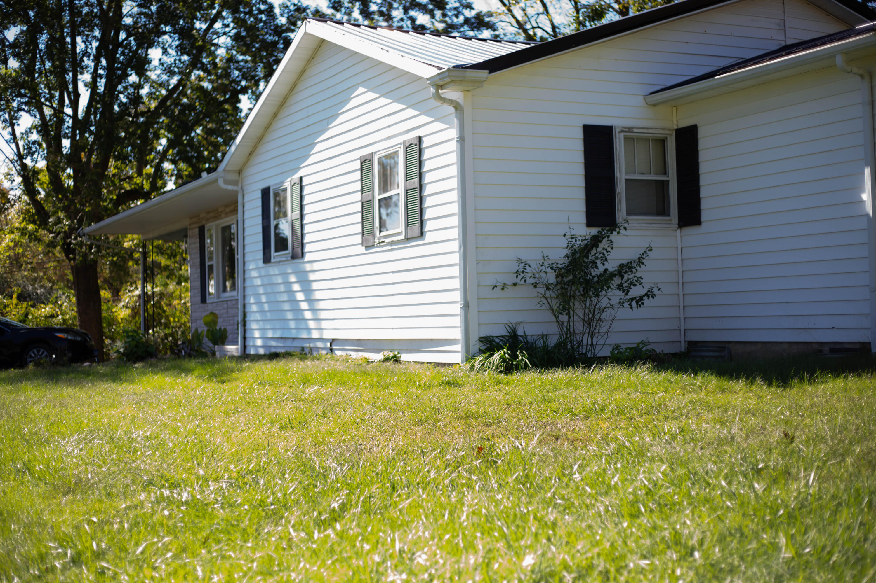 531 Ham Hollow Road Property Photo 2