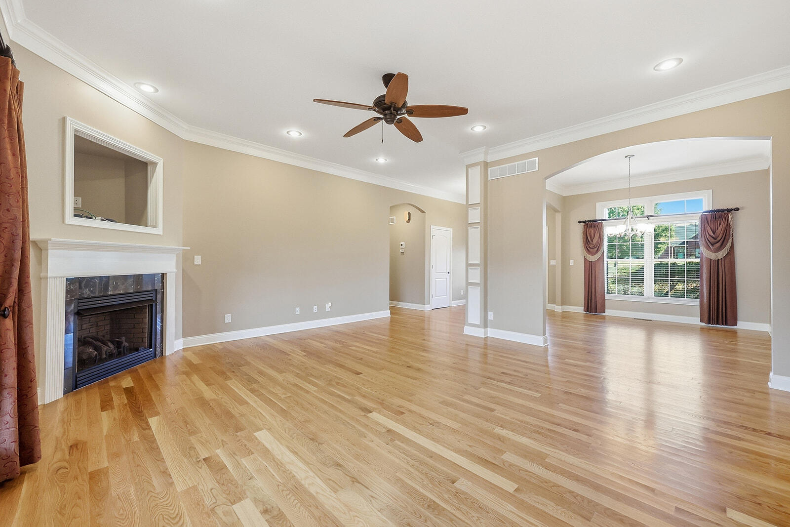 1002 Bunker Hill Drive Property Photo 2