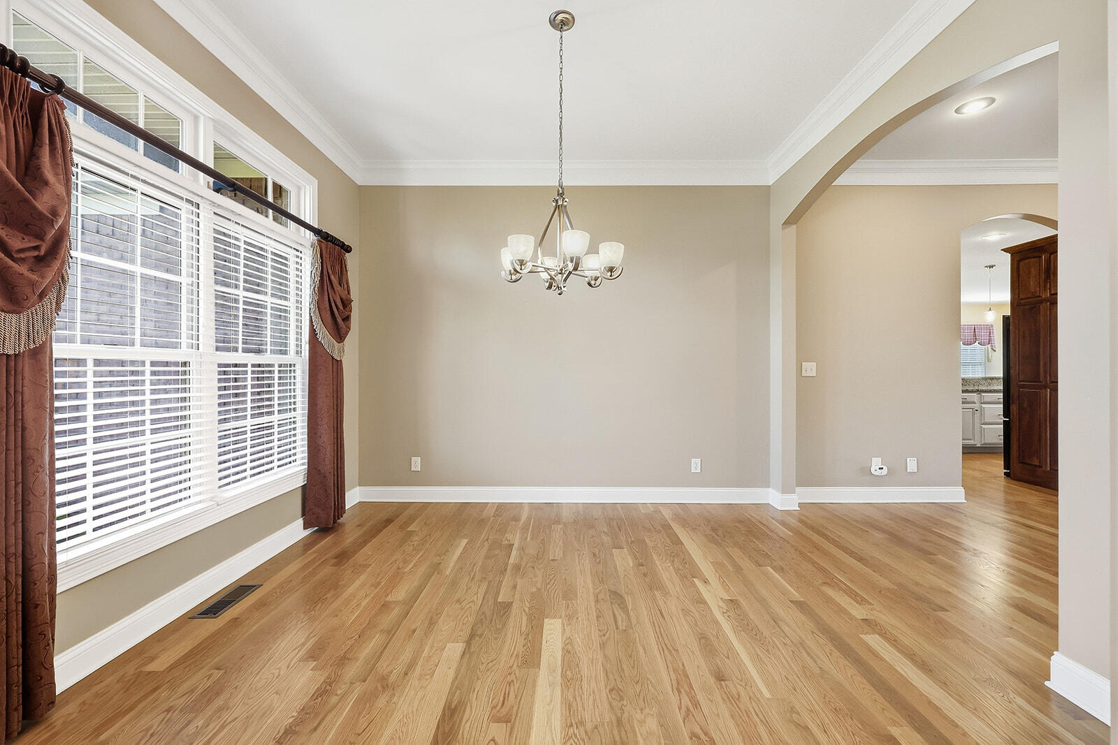 1002 Bunker Hill Drive Property Photo 13