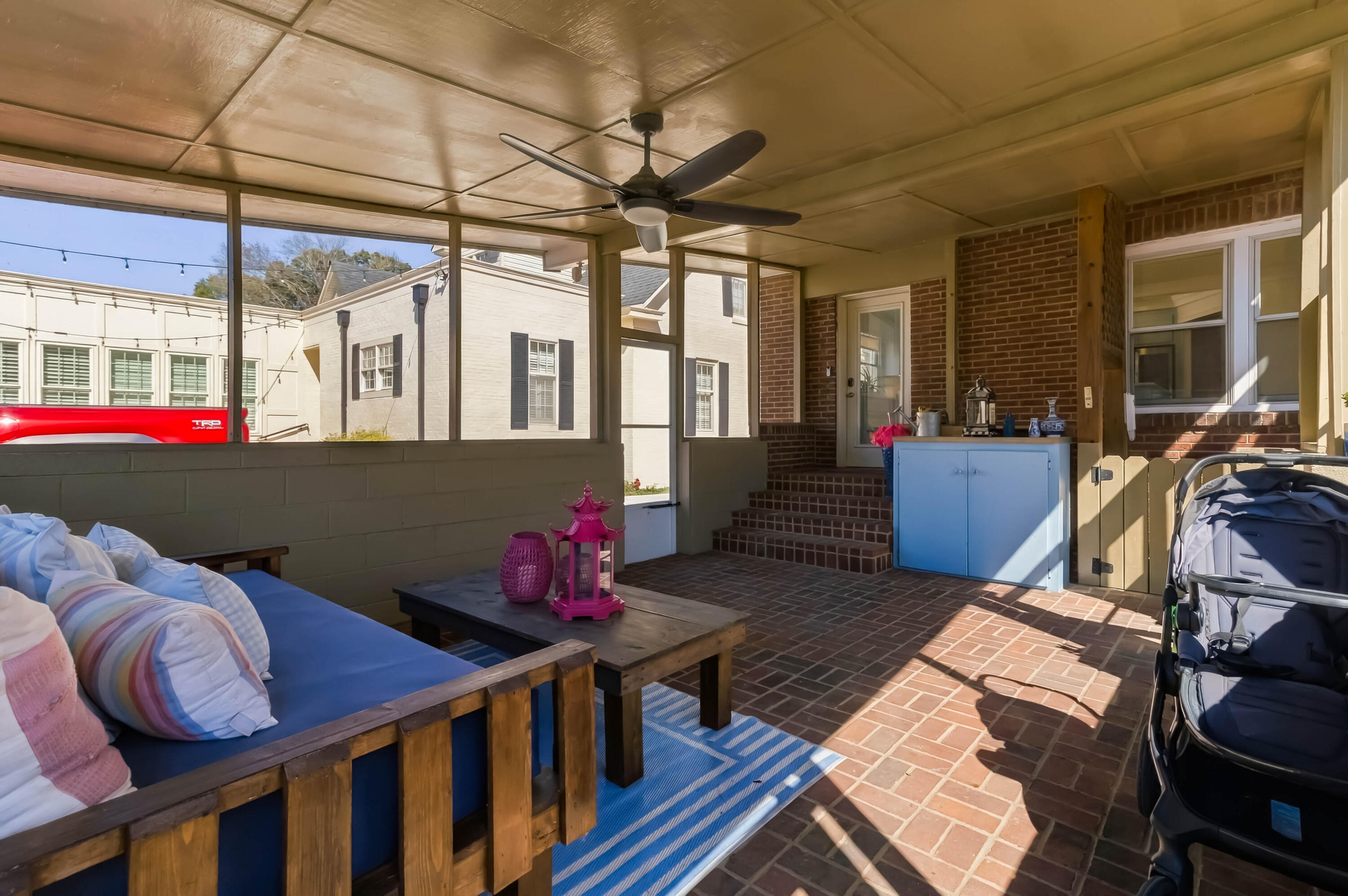 315 College Street Property Photo 36