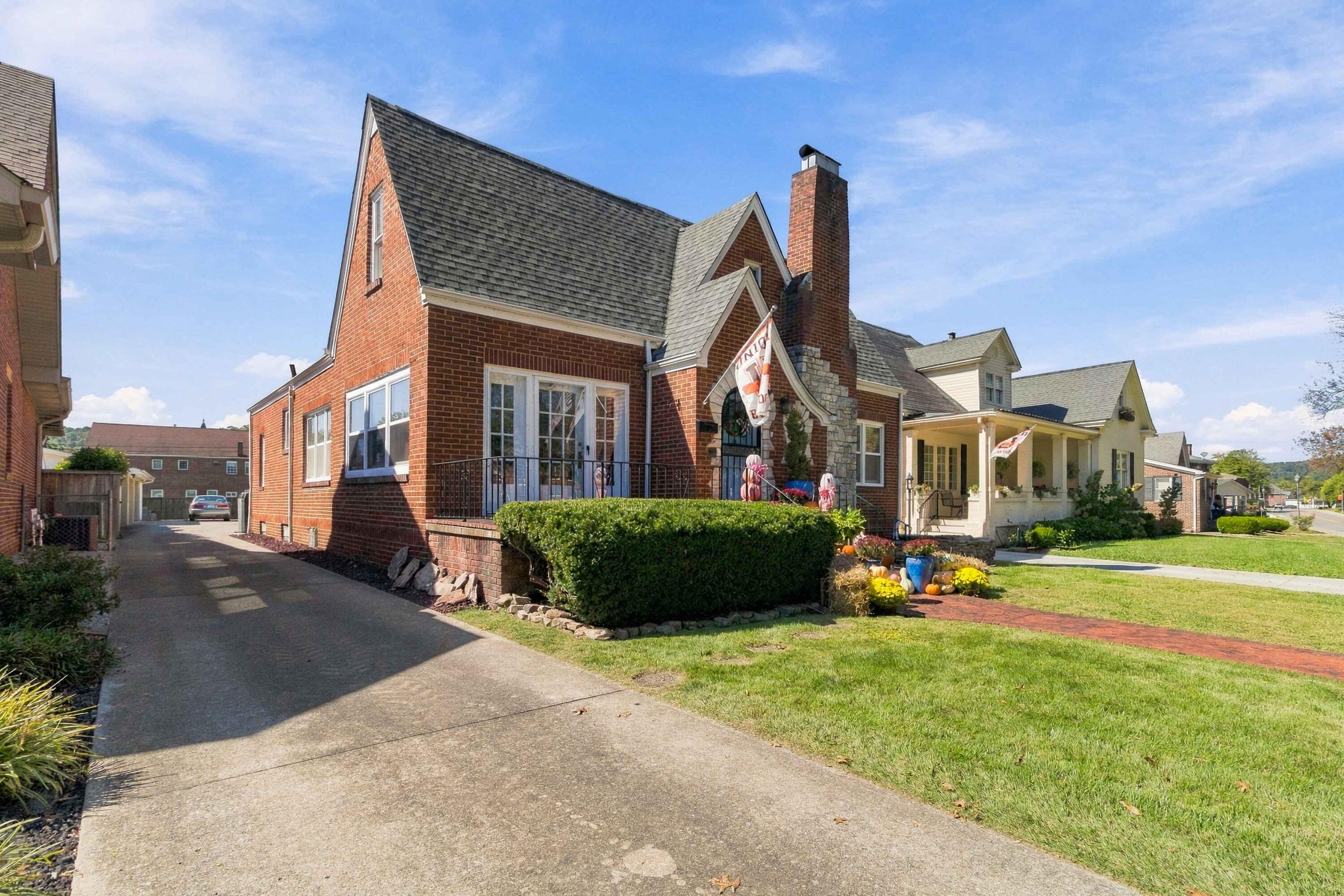 315 College Street Property Photo 46