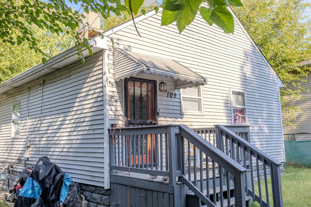 109 Boston Court Property Photo 26