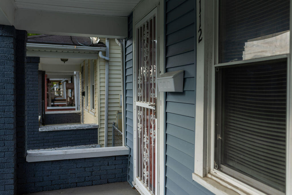 112 Boston Court Property Photo 9