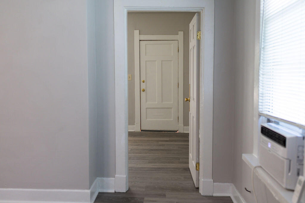 112 Boston Court Property Photo 25
