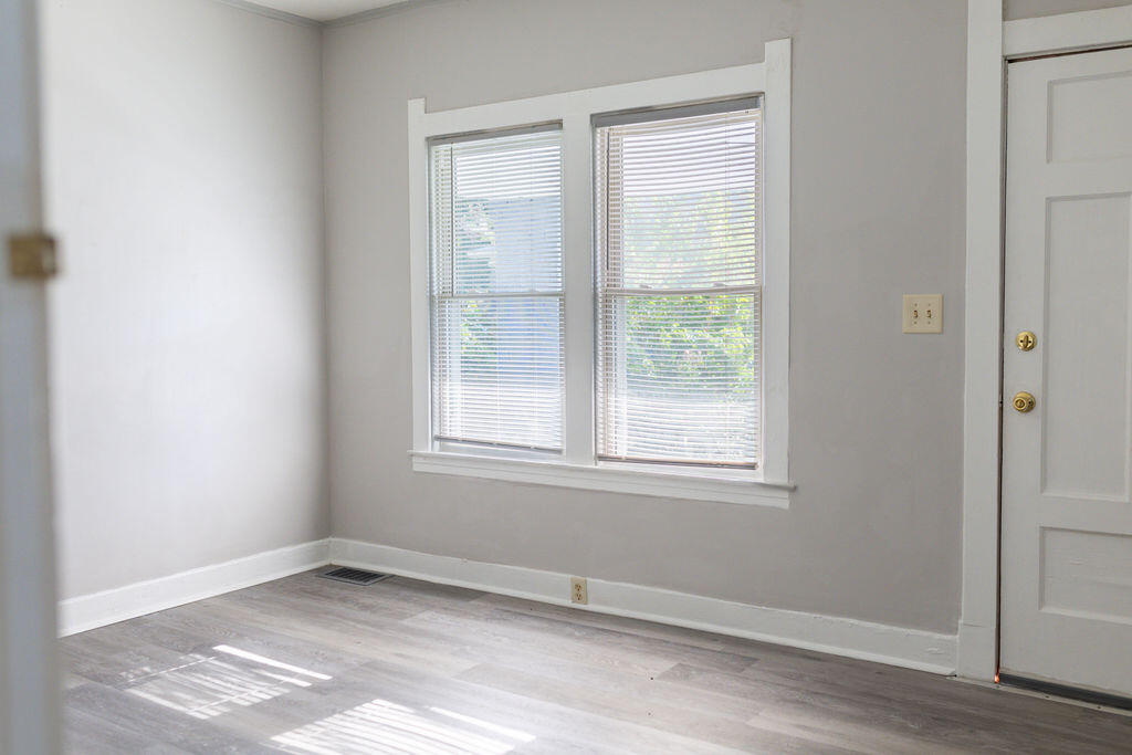 112 Boston Court Property Photo 26