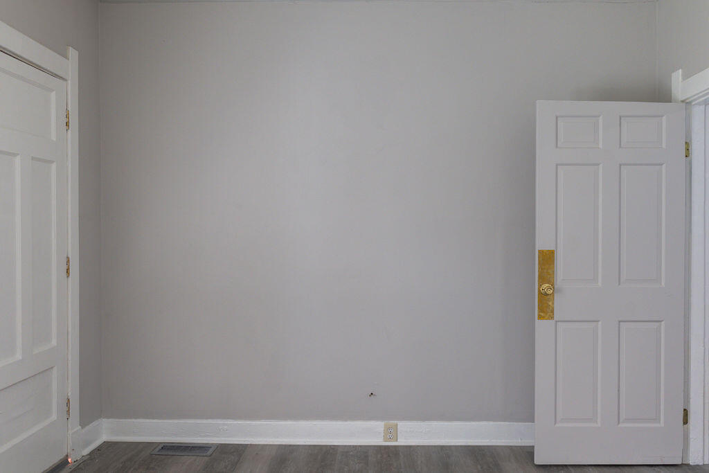 112 Boston Court Property Photo 30