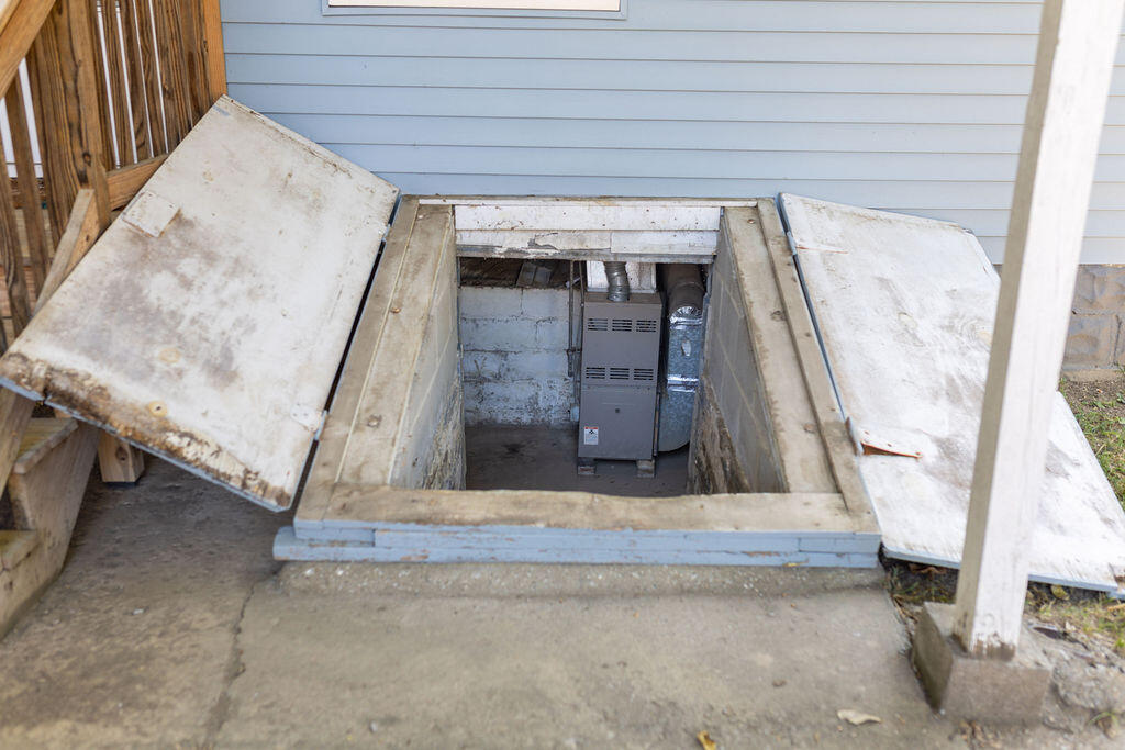 112 Boston Court Property Photo 33