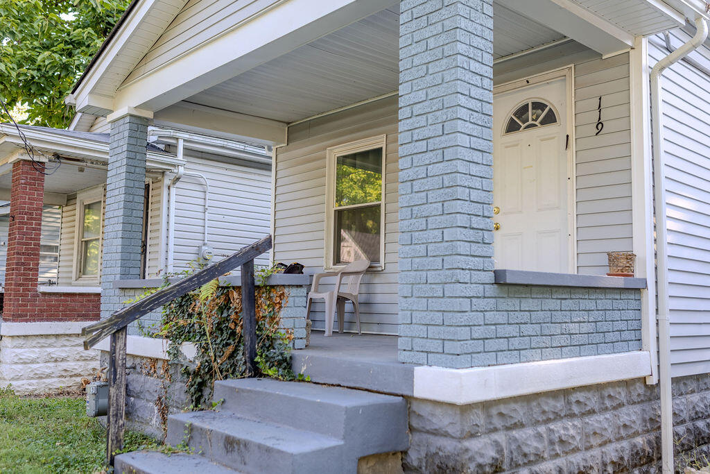 119 Boston Court Property Photo 7