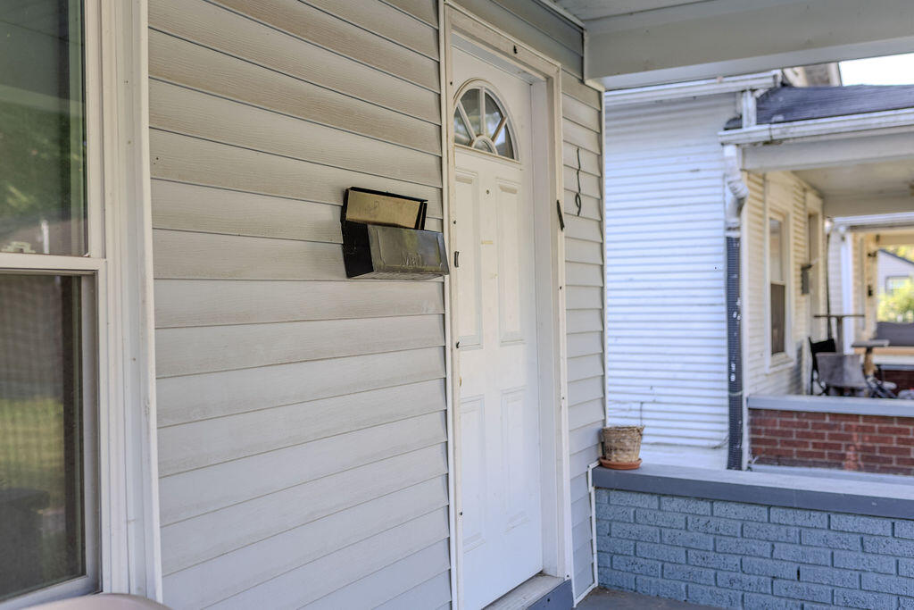119 Boston Court Property Photo 9