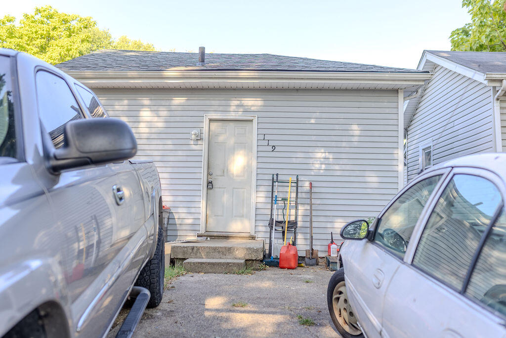 119 Boston Court Property Photo 12