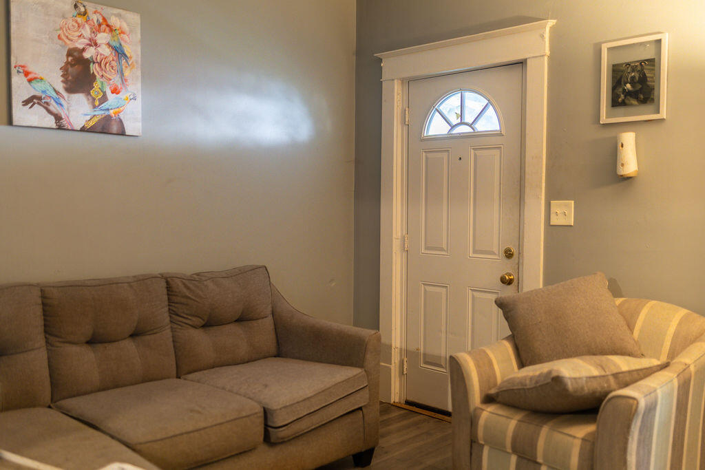 119 Boston Court Property Photo 15