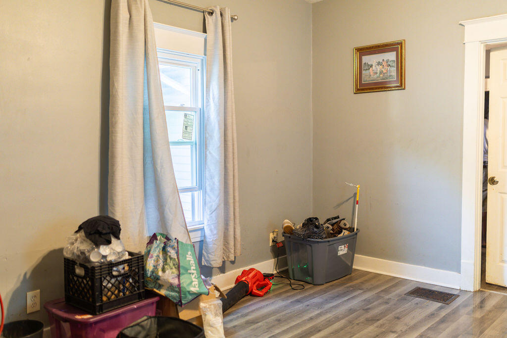 119 Boston Court Property Photo 18