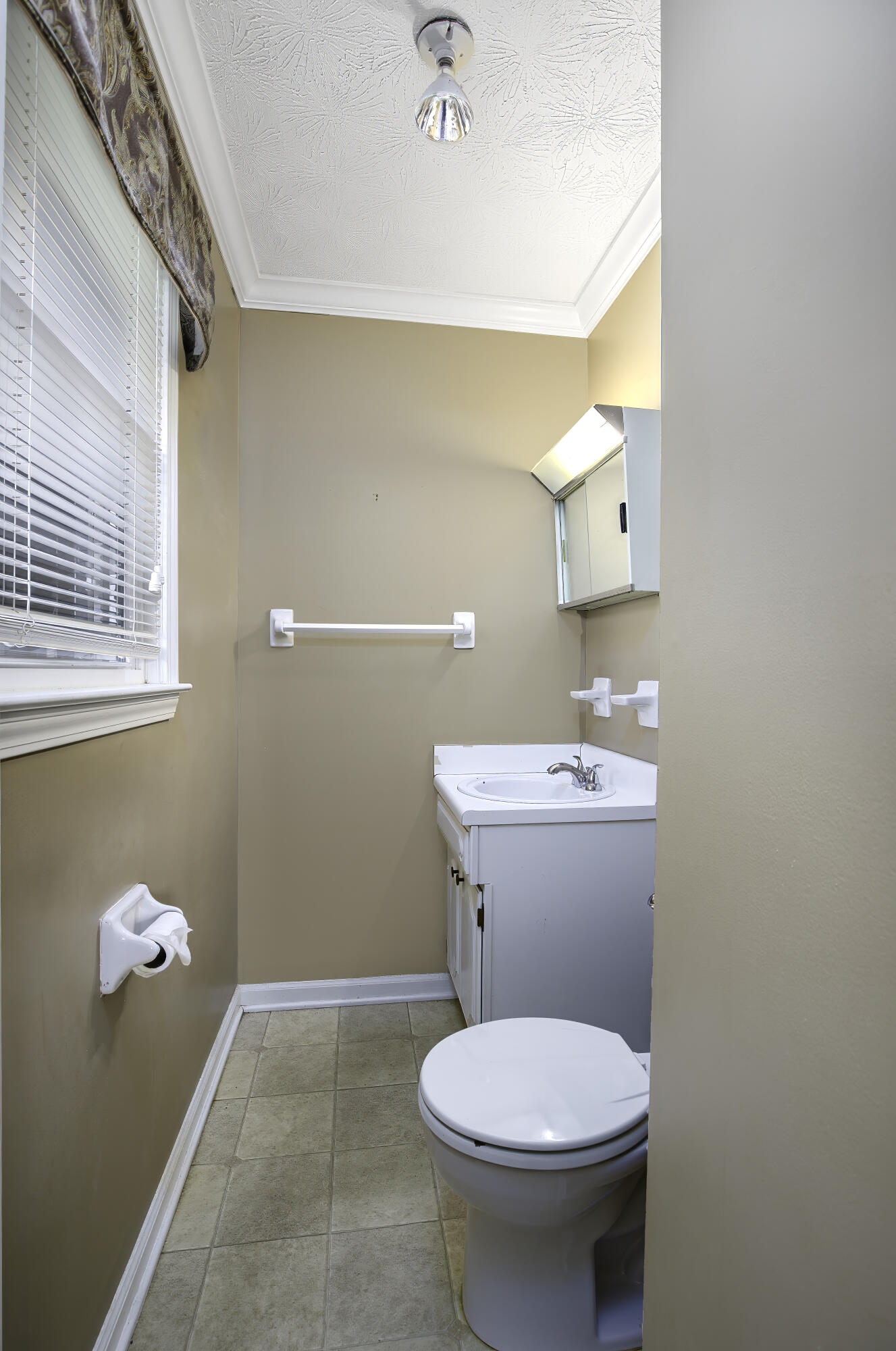 124 Queensway Drive Property Photo 13