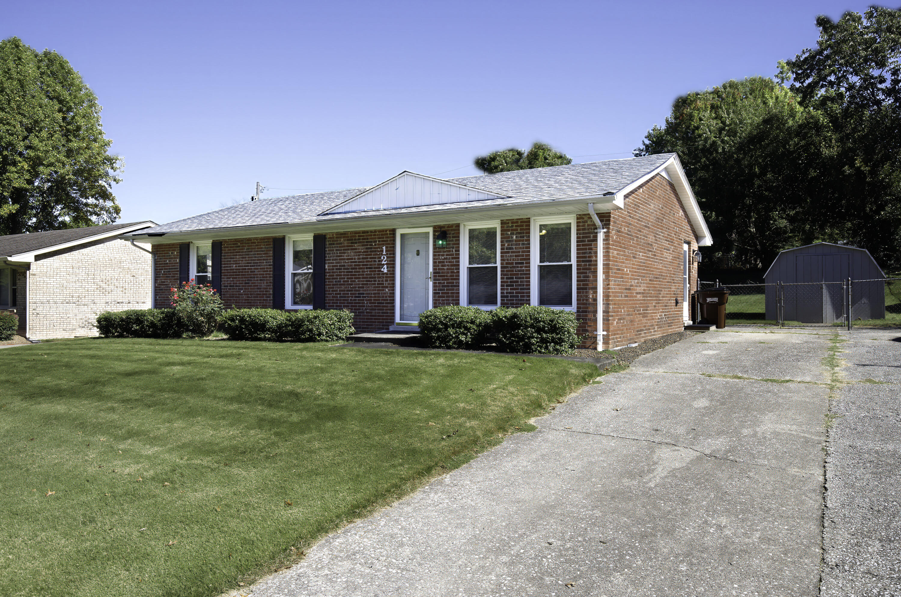 124 Queensway Drive Property Photo 15