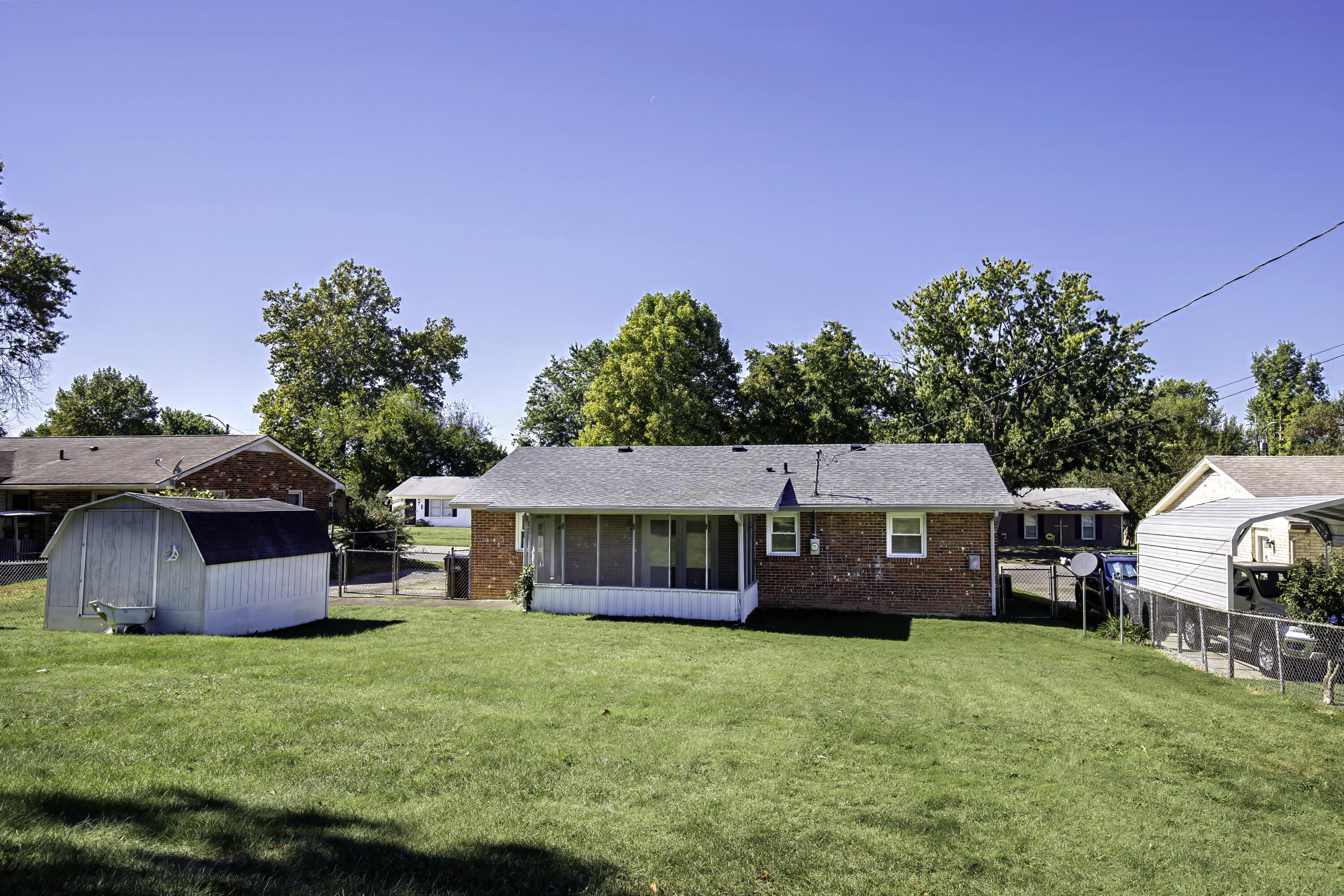124 Queensway Drive Property Photo 16