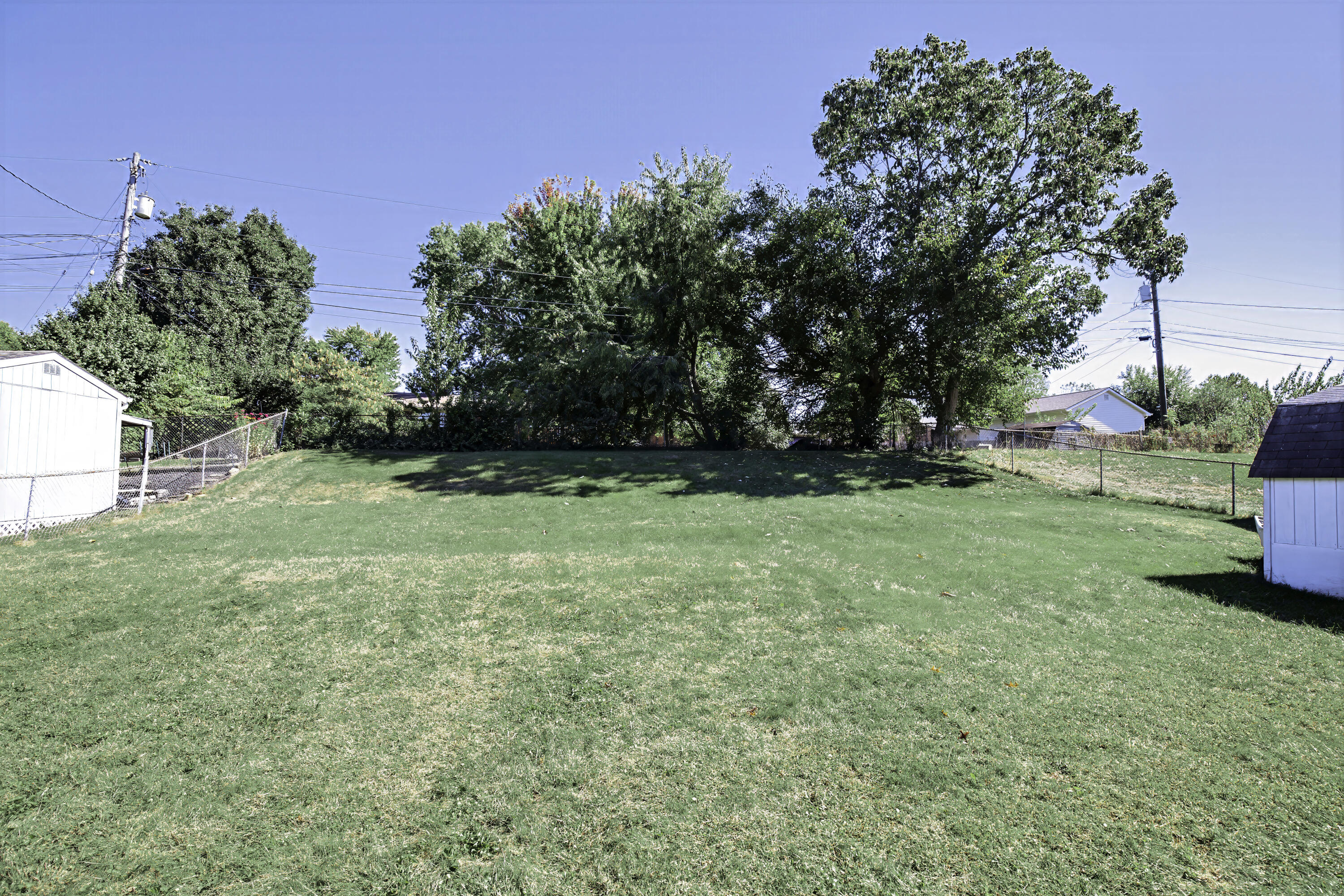124 Queensway Drive Property Photo 17