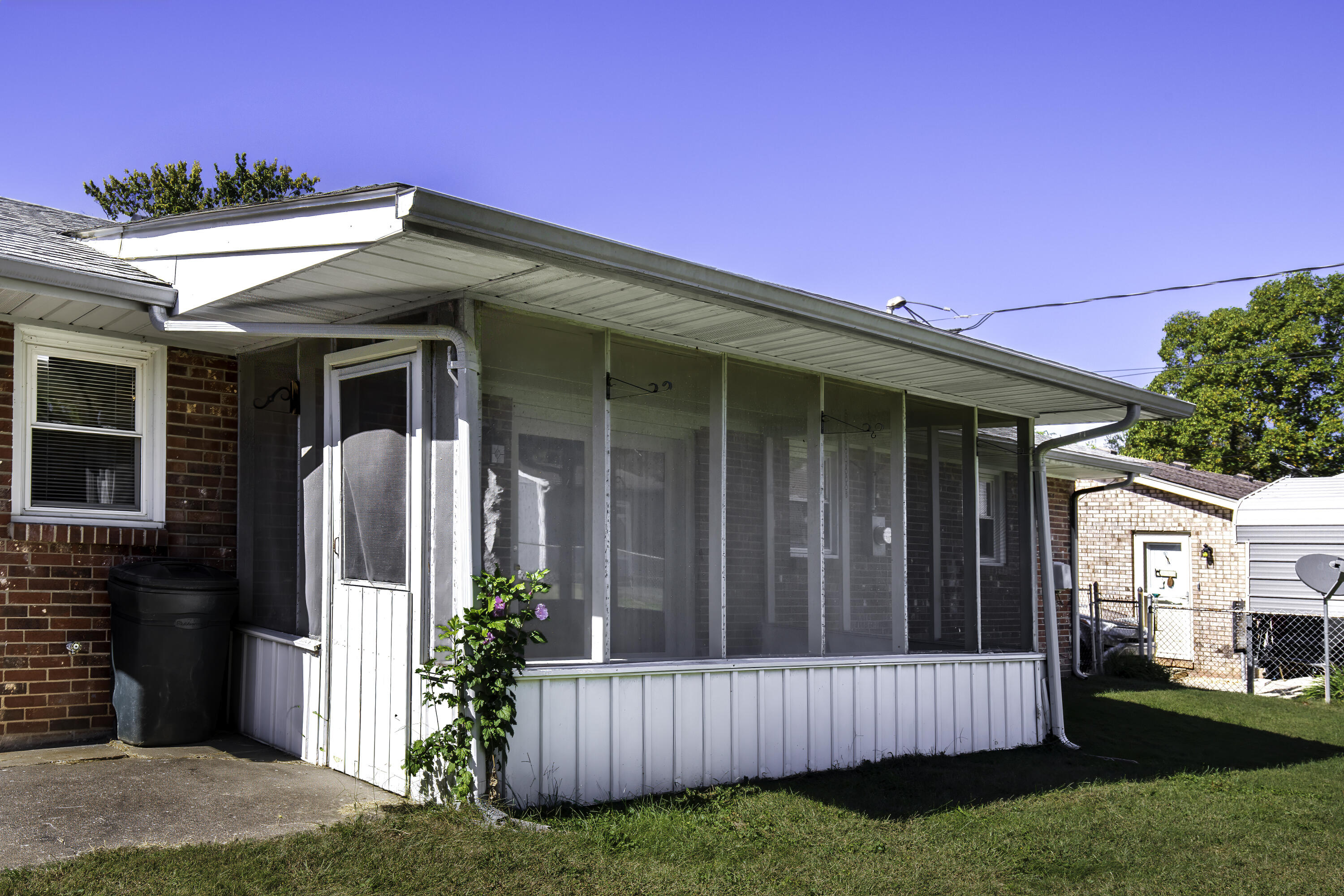 124 Queensway Drive Property Photo 18