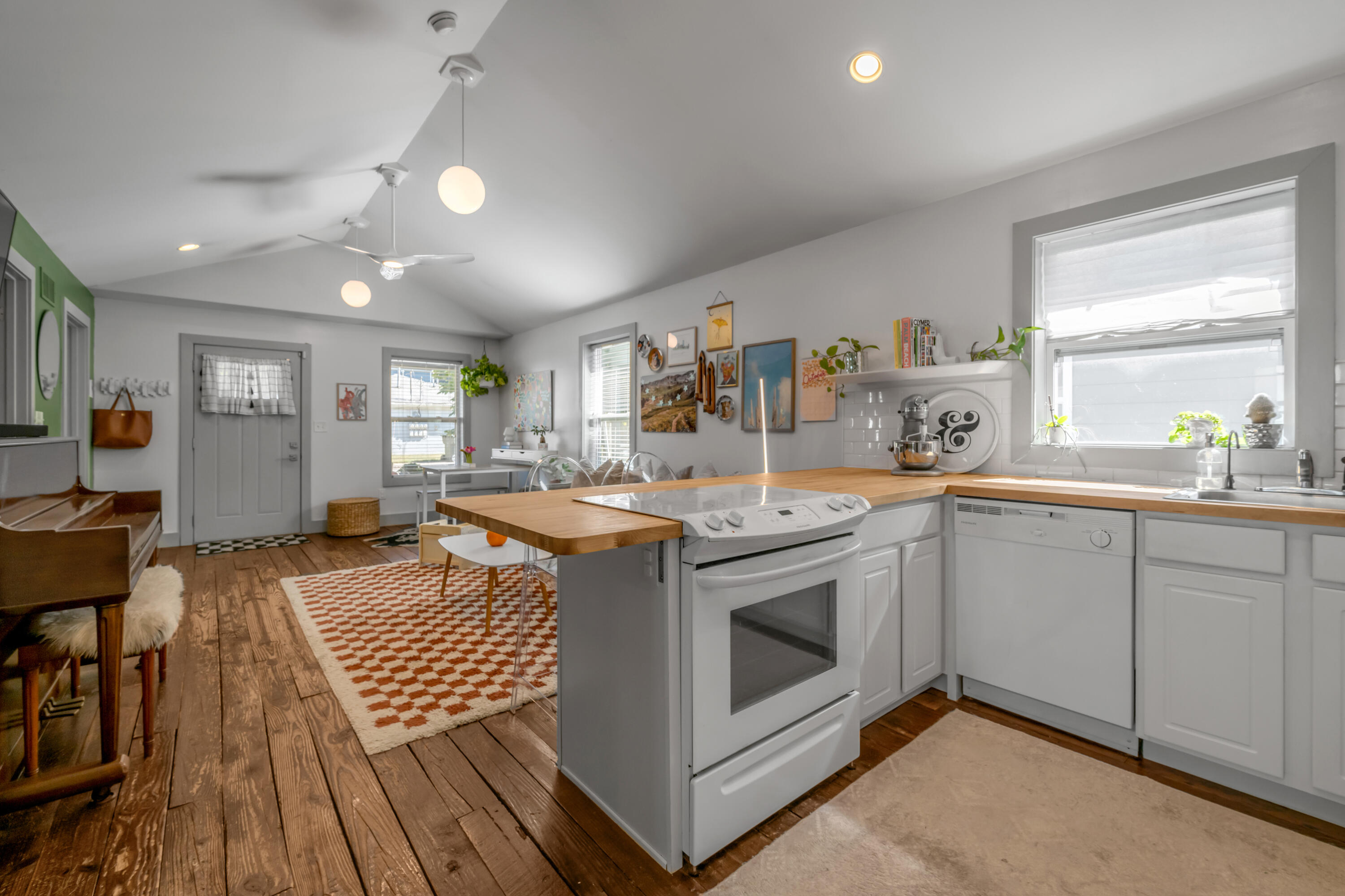 158 York Street Property Photo 15