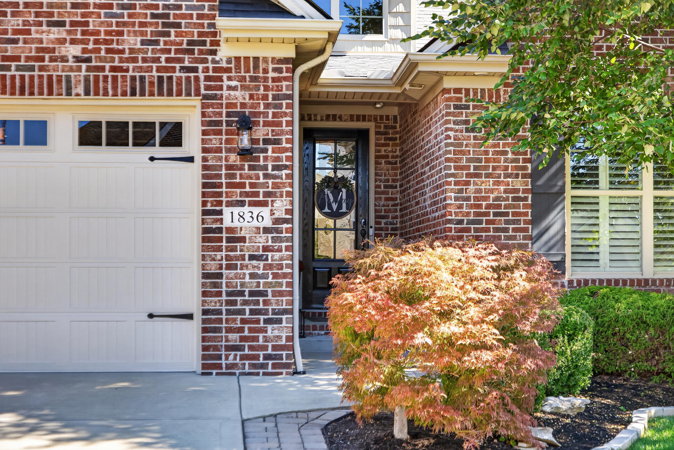 1836 Battery Street Property Photo 4