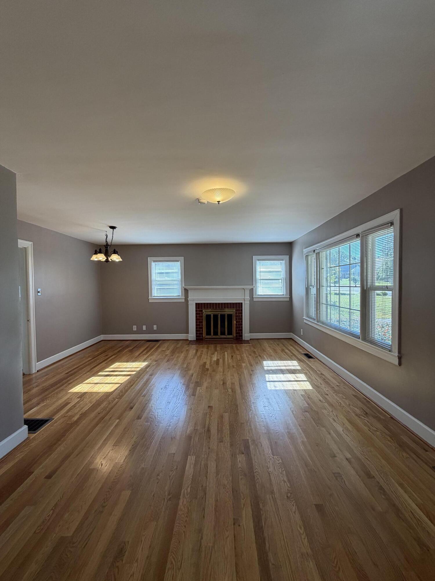 206 Cardinal Avenue Property Photo 2