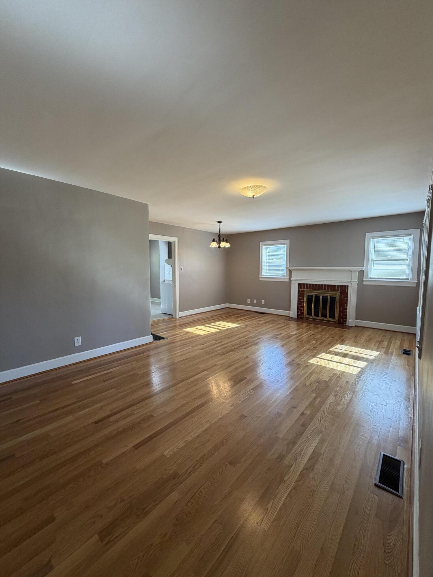 206 Cardinal Avenue Property Photo 3