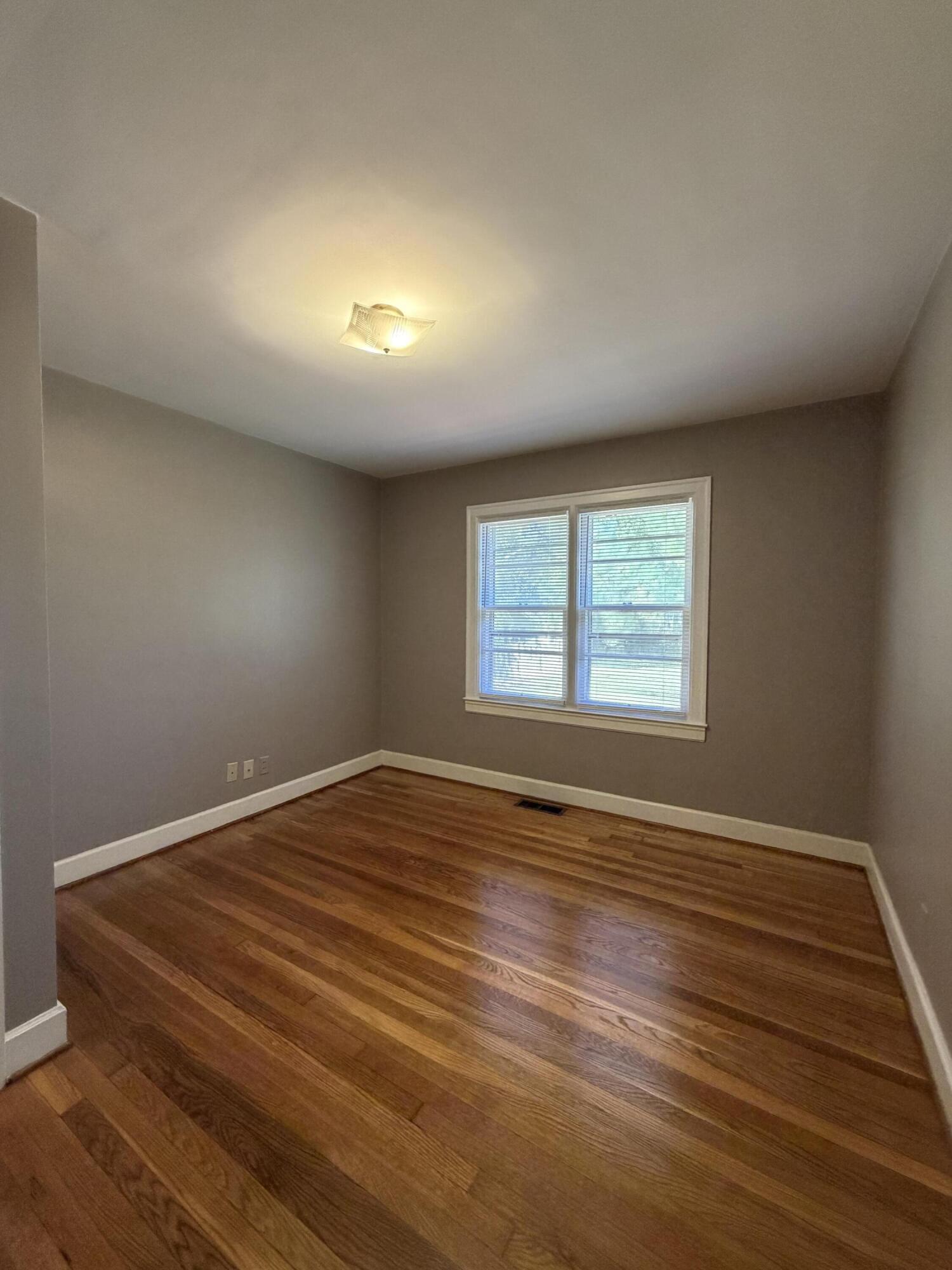206 Cardinal Avenue Property Photo 7