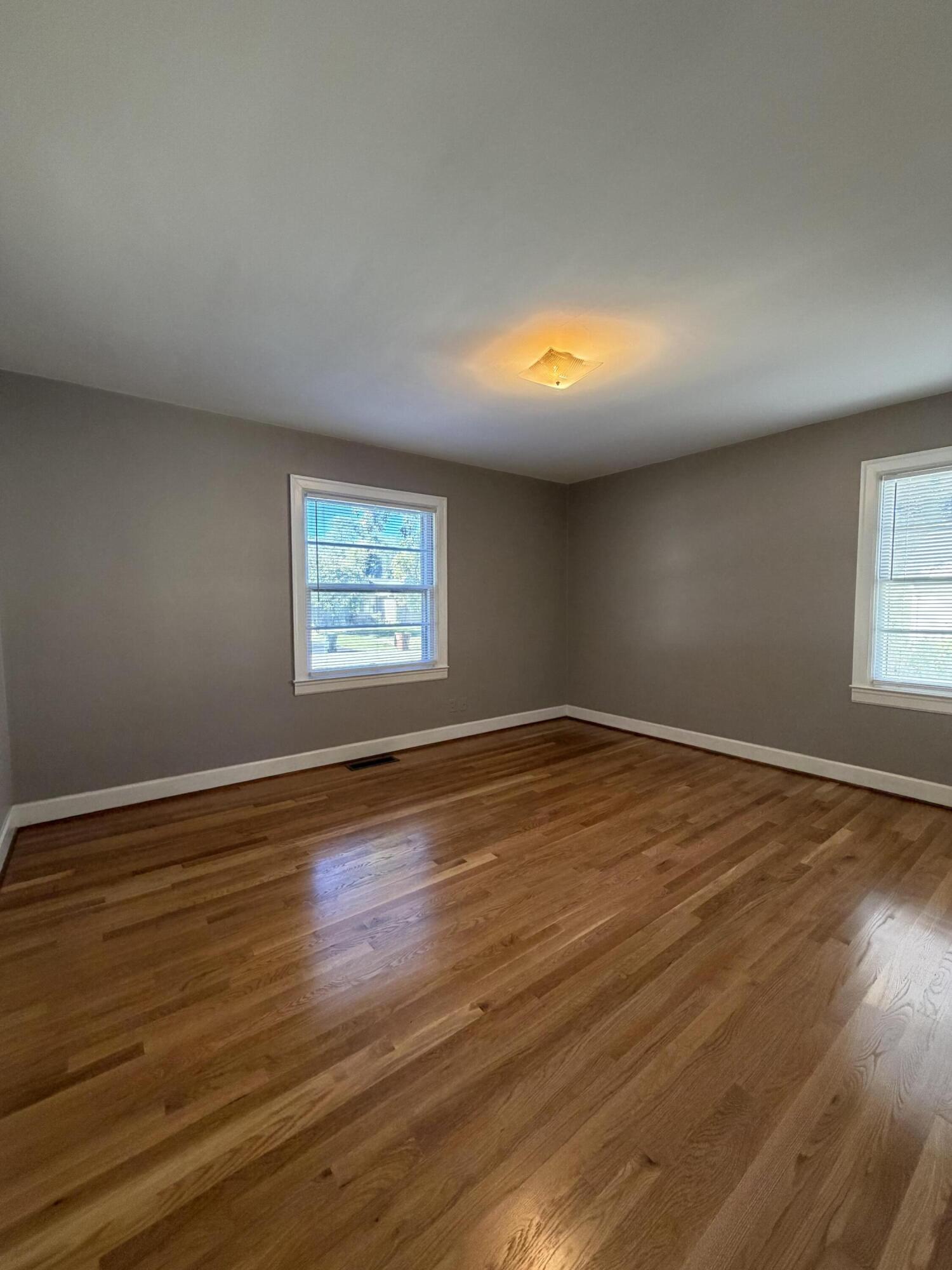 206 Cardinal Avenue Property Photo 8