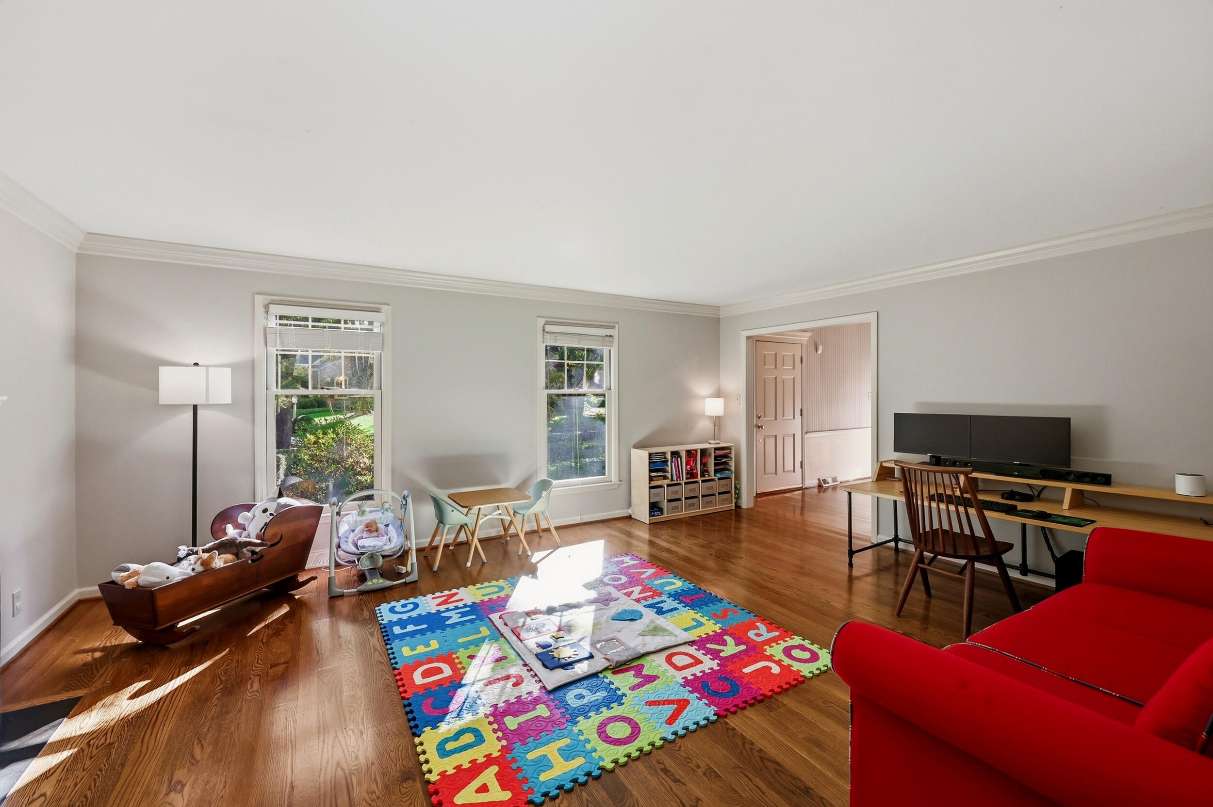 609 Teakwood Drive Property Photo 8
