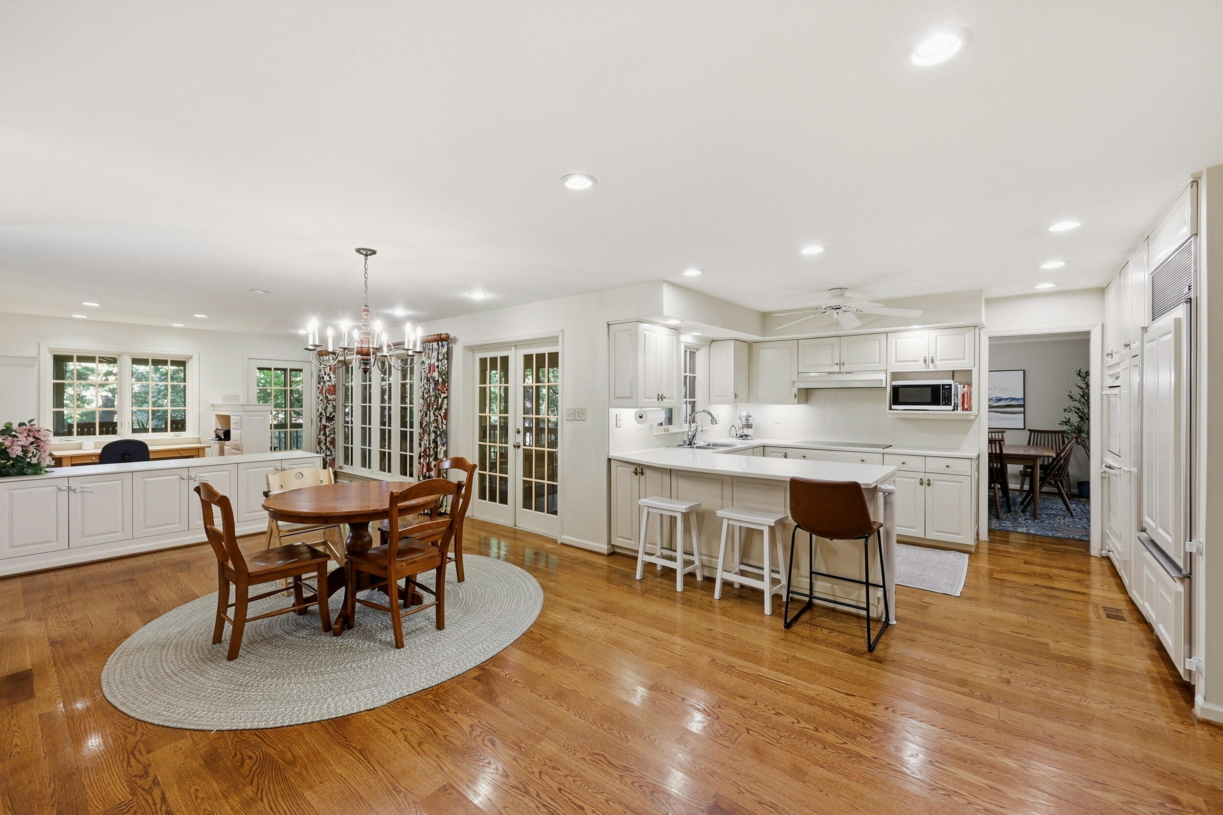 609 Teakwood Drive Property Photo 14