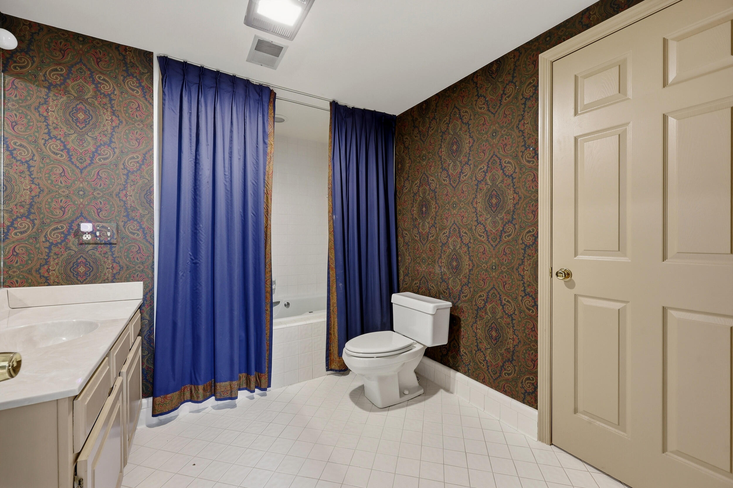 609 Teakwood Drive Property Photo 42