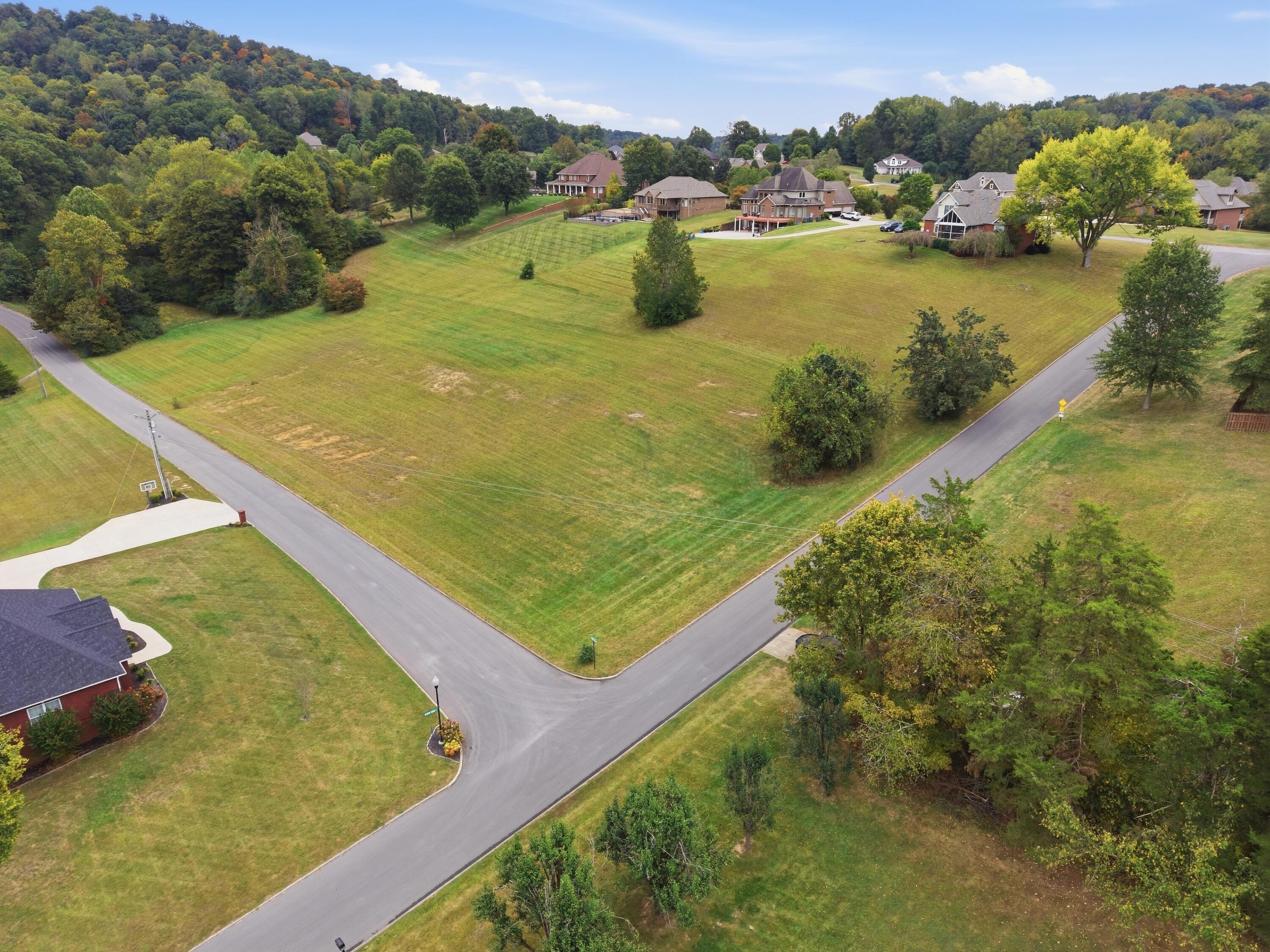 200 Woods Edge Drive Property Photo 1