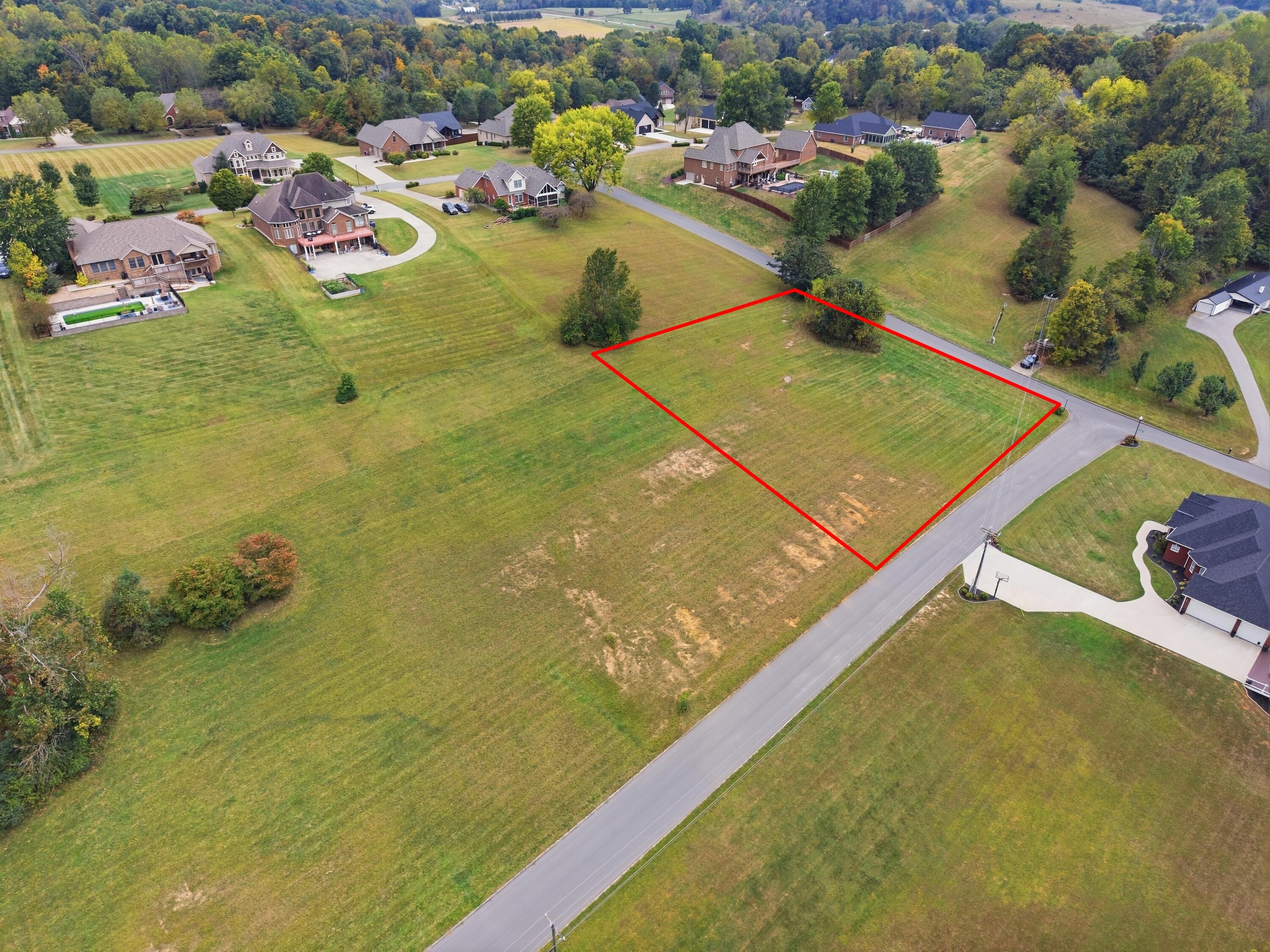 200 Woods Edge Drive Property Photo 2