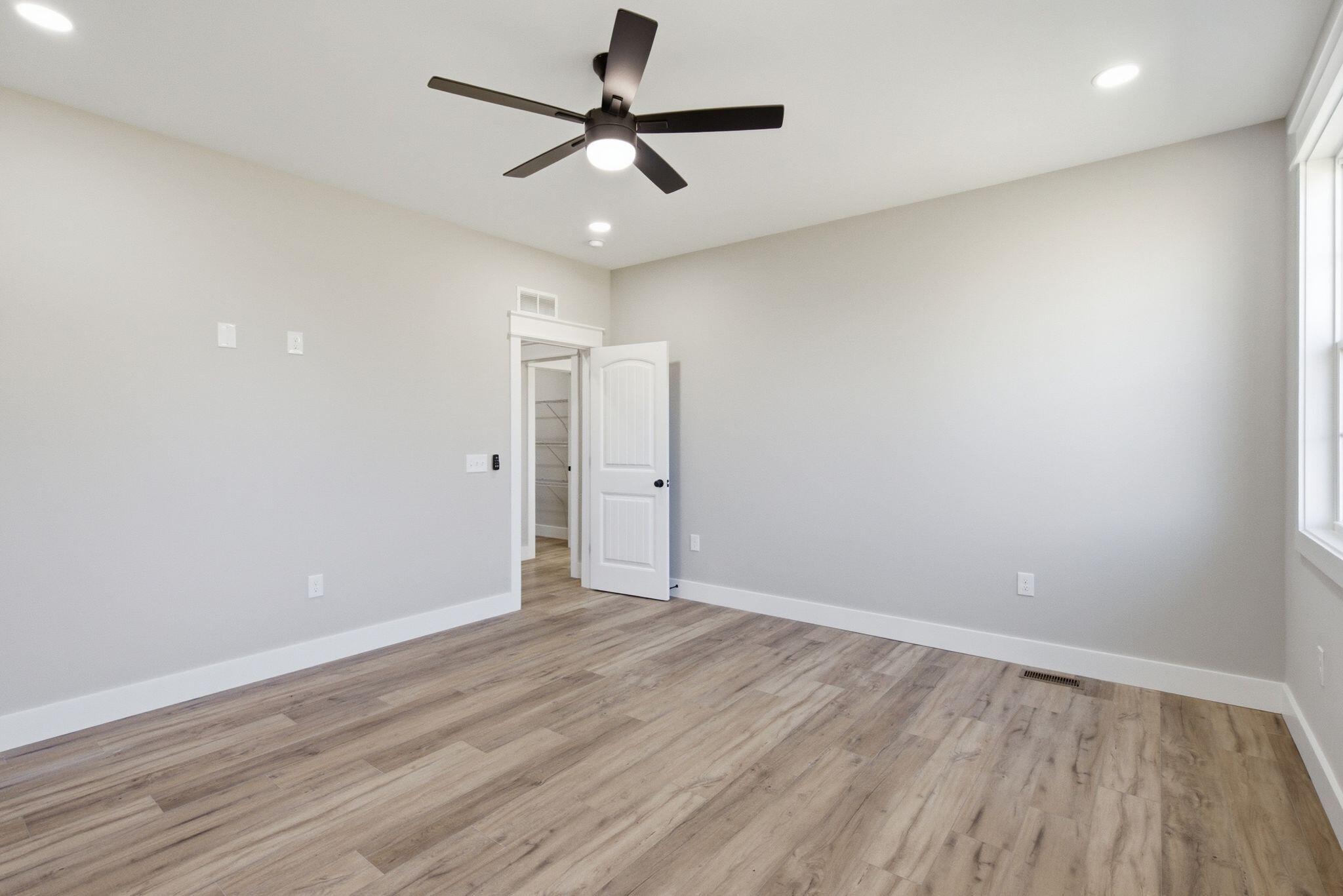 915 Wheatfield Road Property Photo 31