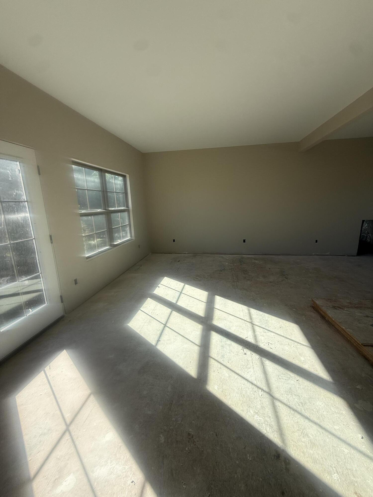 129 Wyatt Court Property Photo 3
