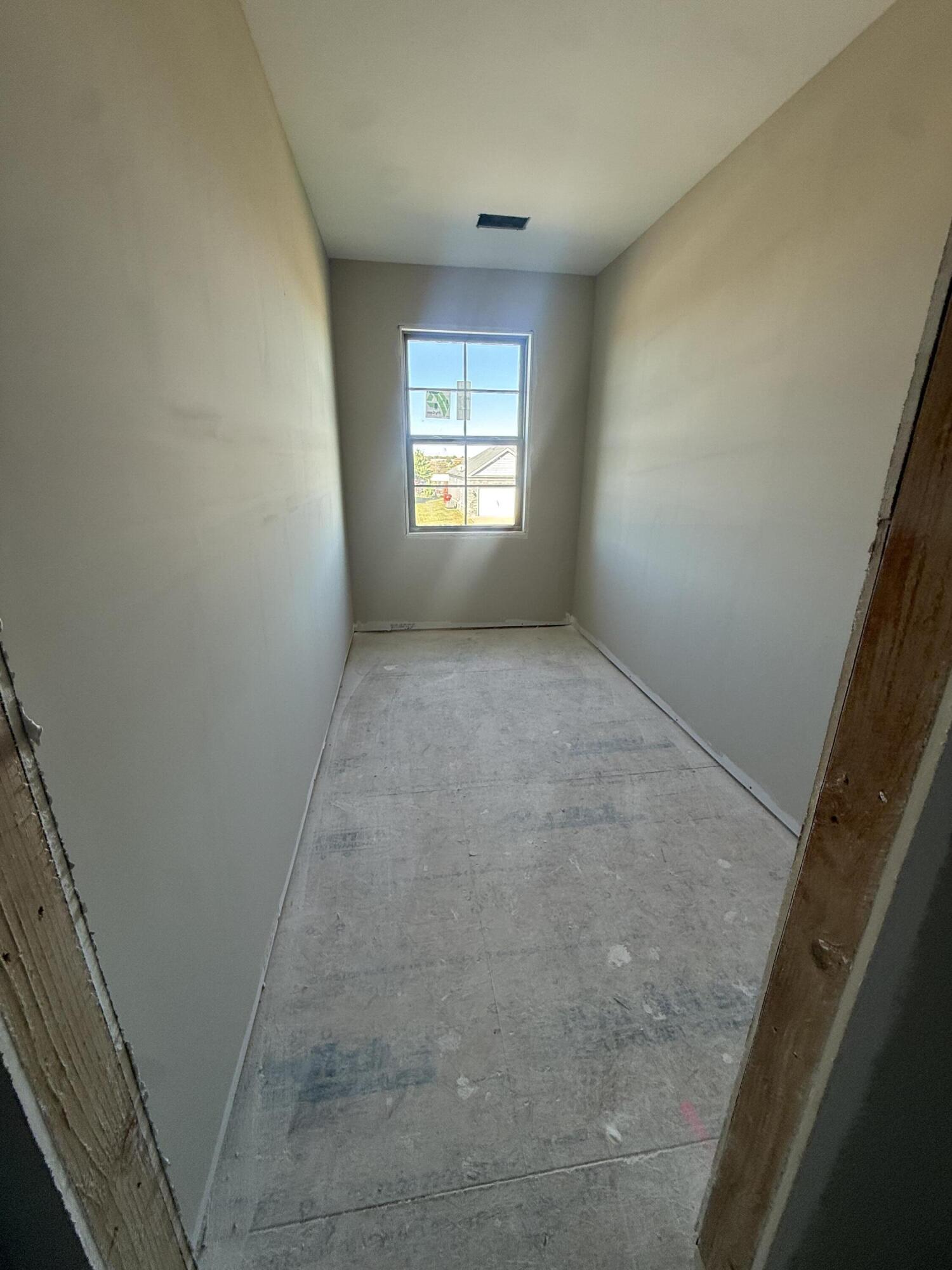 129 Wyatt Court Property Photo 12