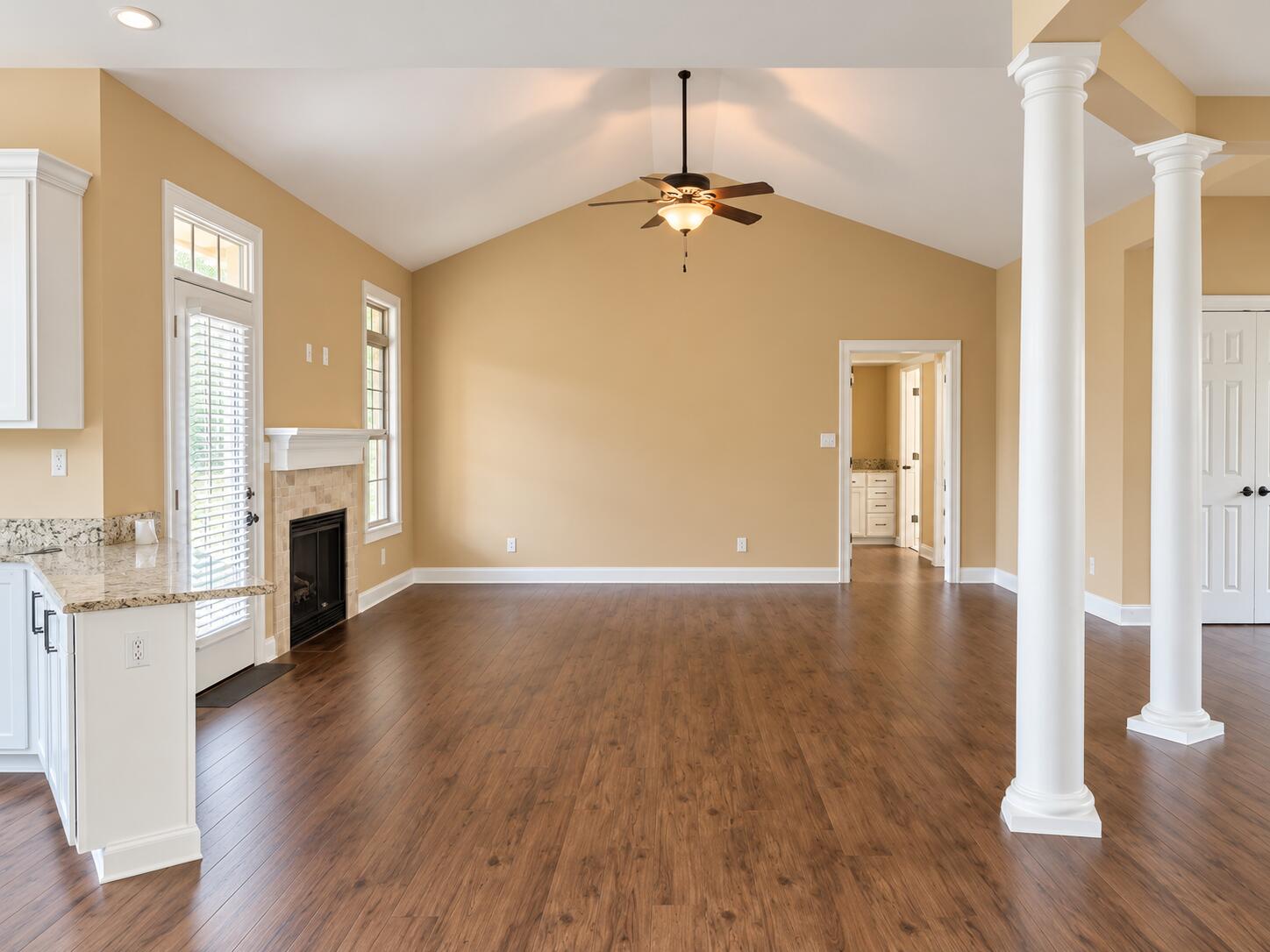 2148 Palomar Trace Drive Property Photo 4